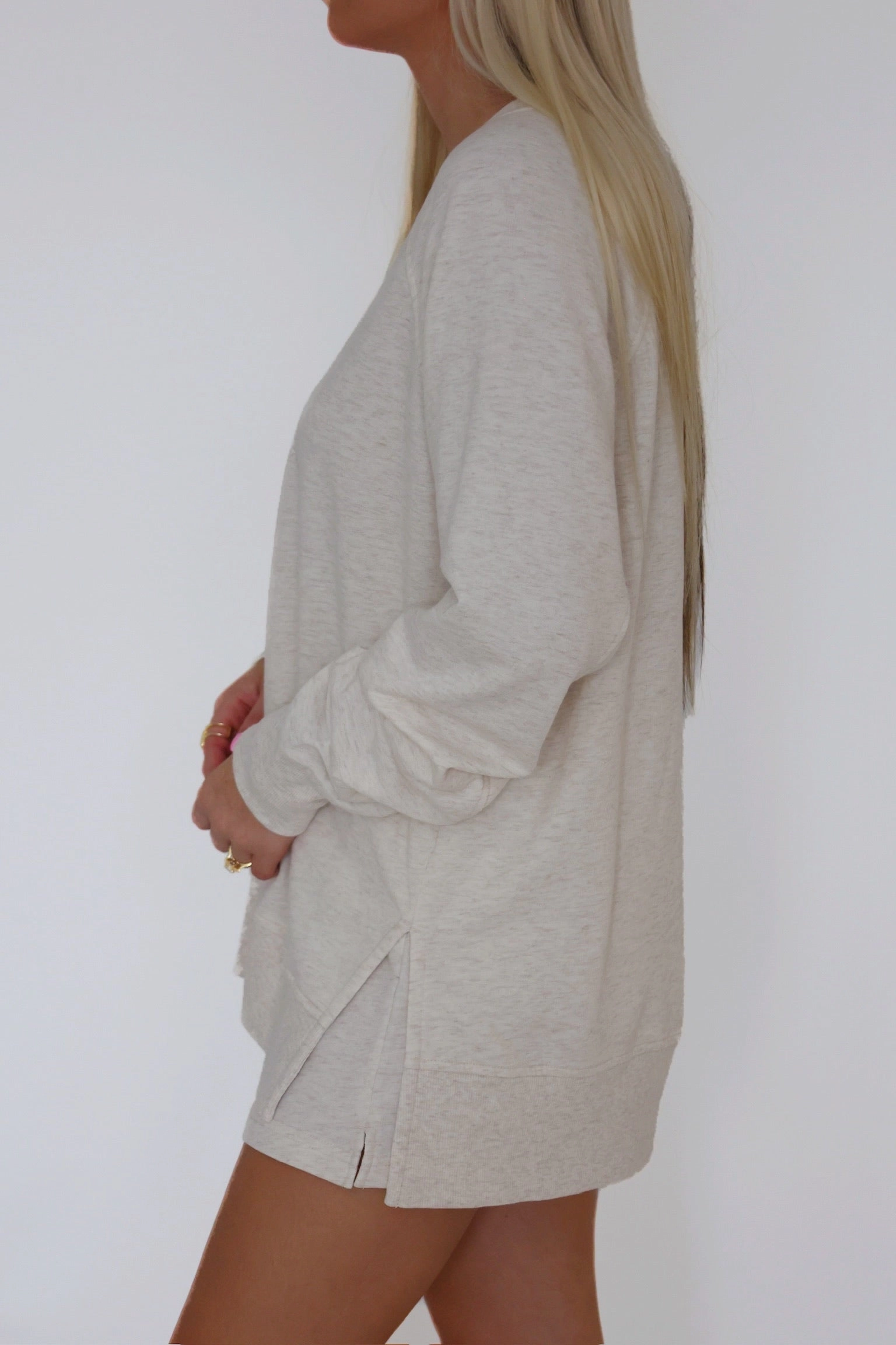 V-Neck Weekender- Light Oatmeal Heather SnagResistant