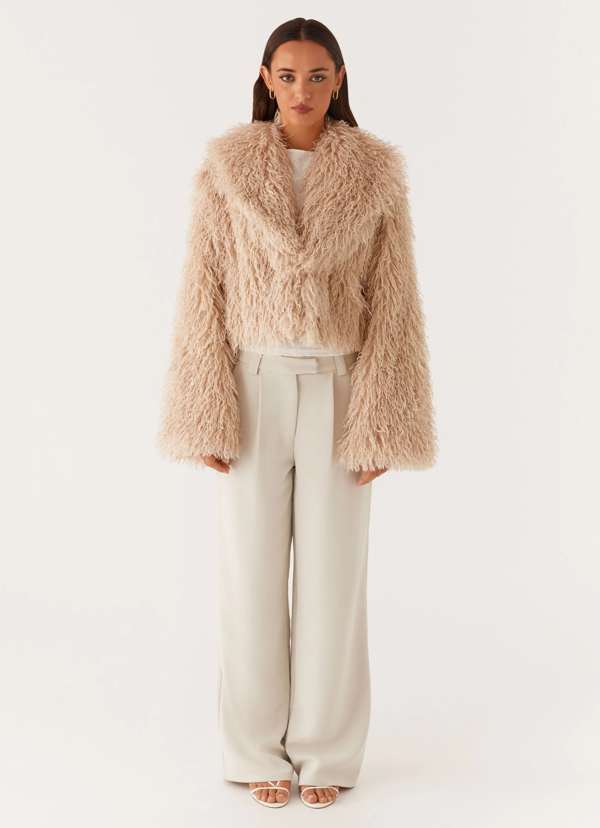 Simple Look Thermal Lined Virginia Cropped Fur Jacket - Taupe