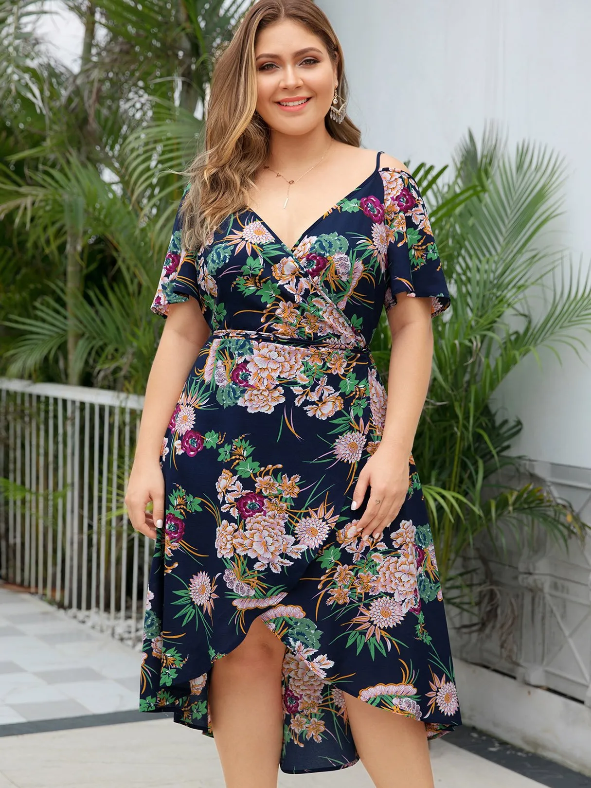 OEM ODM Cold Shoulder Deep V Neck Floral Print Crossed Front Spaghetti Strap Self-Tie Wrap Short Sleeve Plus Size Dress