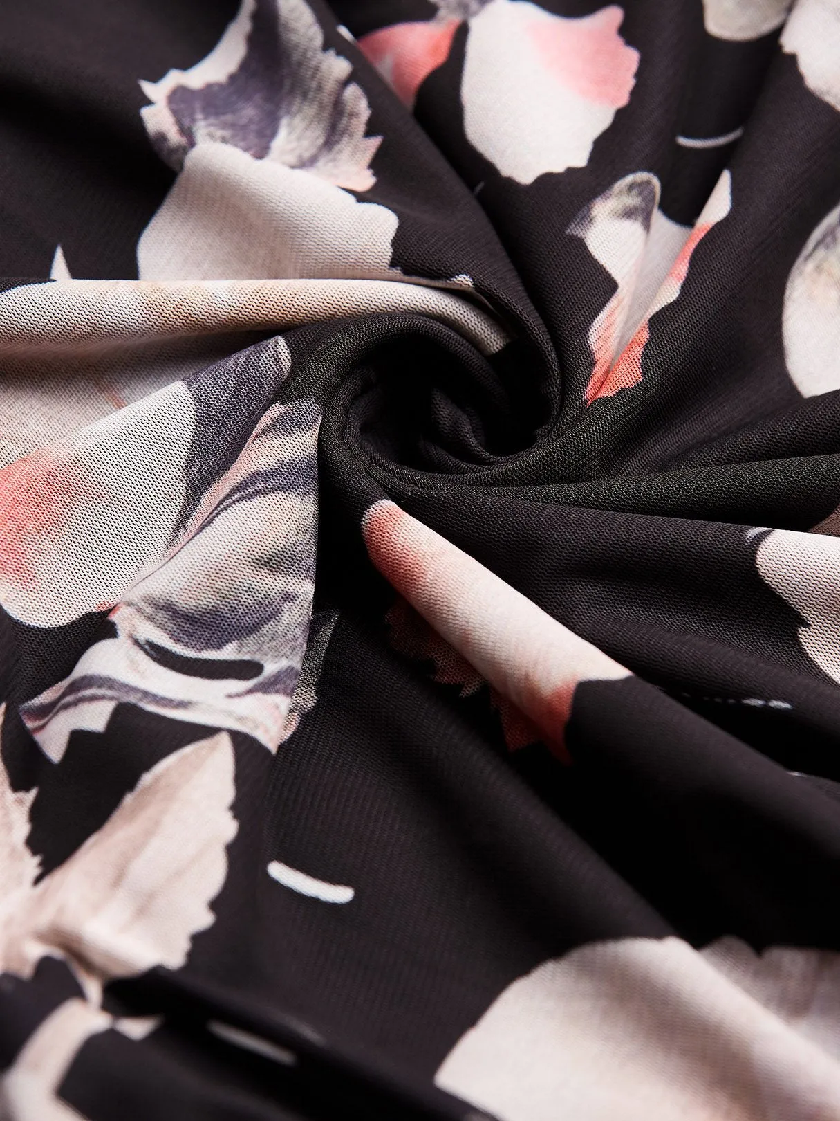 OEM ODM Crossed Collar Deep V Neck Floral Print Crossed Front Half Sleeve Asymmetrical Hem Black Plus Size Dress