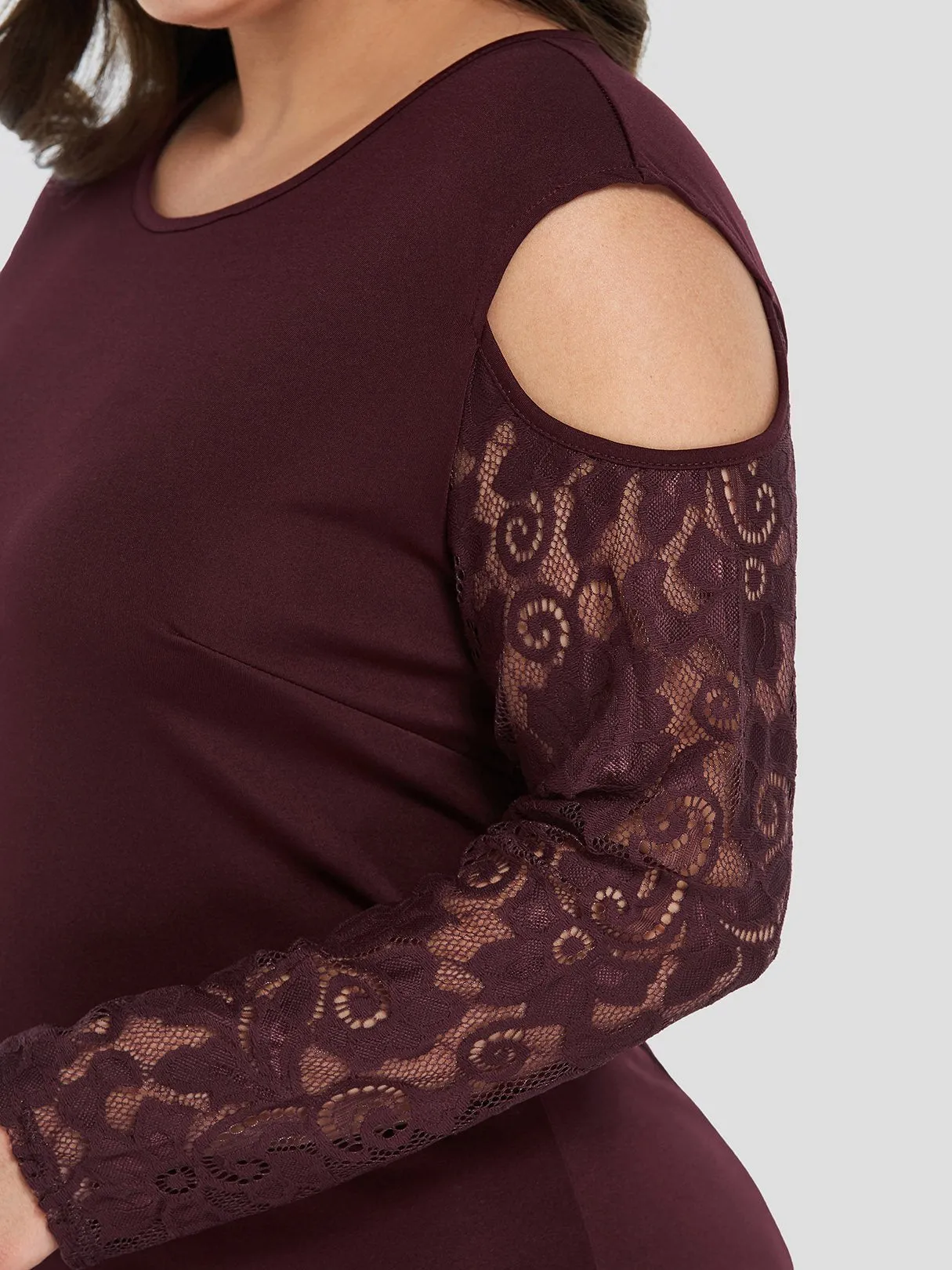 OEM ODM Round Neck Cold Shoulder Plain Lace Long Sleeve High-Low Hem Plus Size Dress
