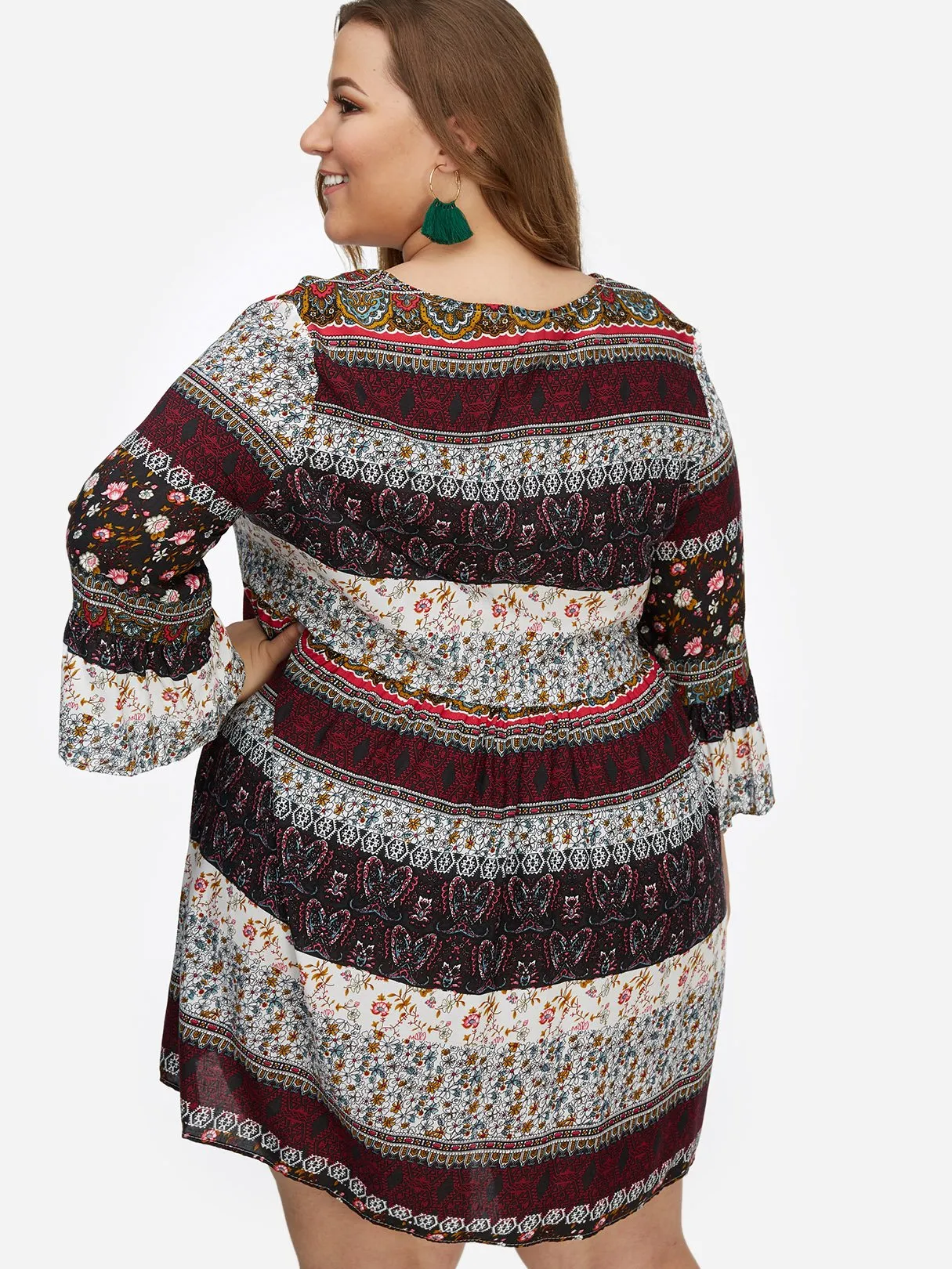 OEM ODM Round Neck Floral Print Calico Hollow Lace-Up Pleated Criss-Cross Long Sleeve Flounced Hem Plus Size Mini Dress