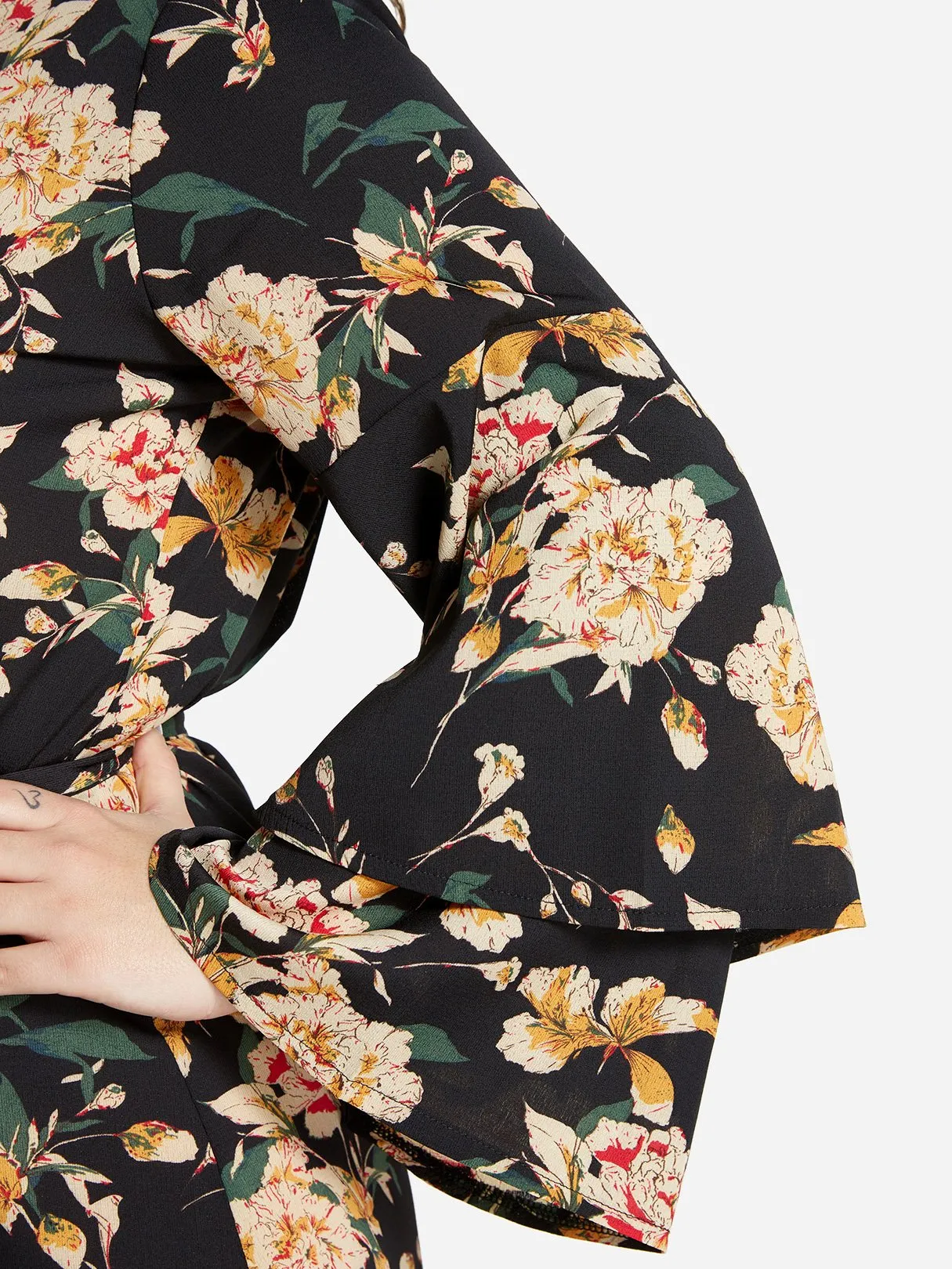 OEM ODM Round Neck Floral Print Tiered Self-Tie Long Sleeve Flounced Hem Plus Size Dress