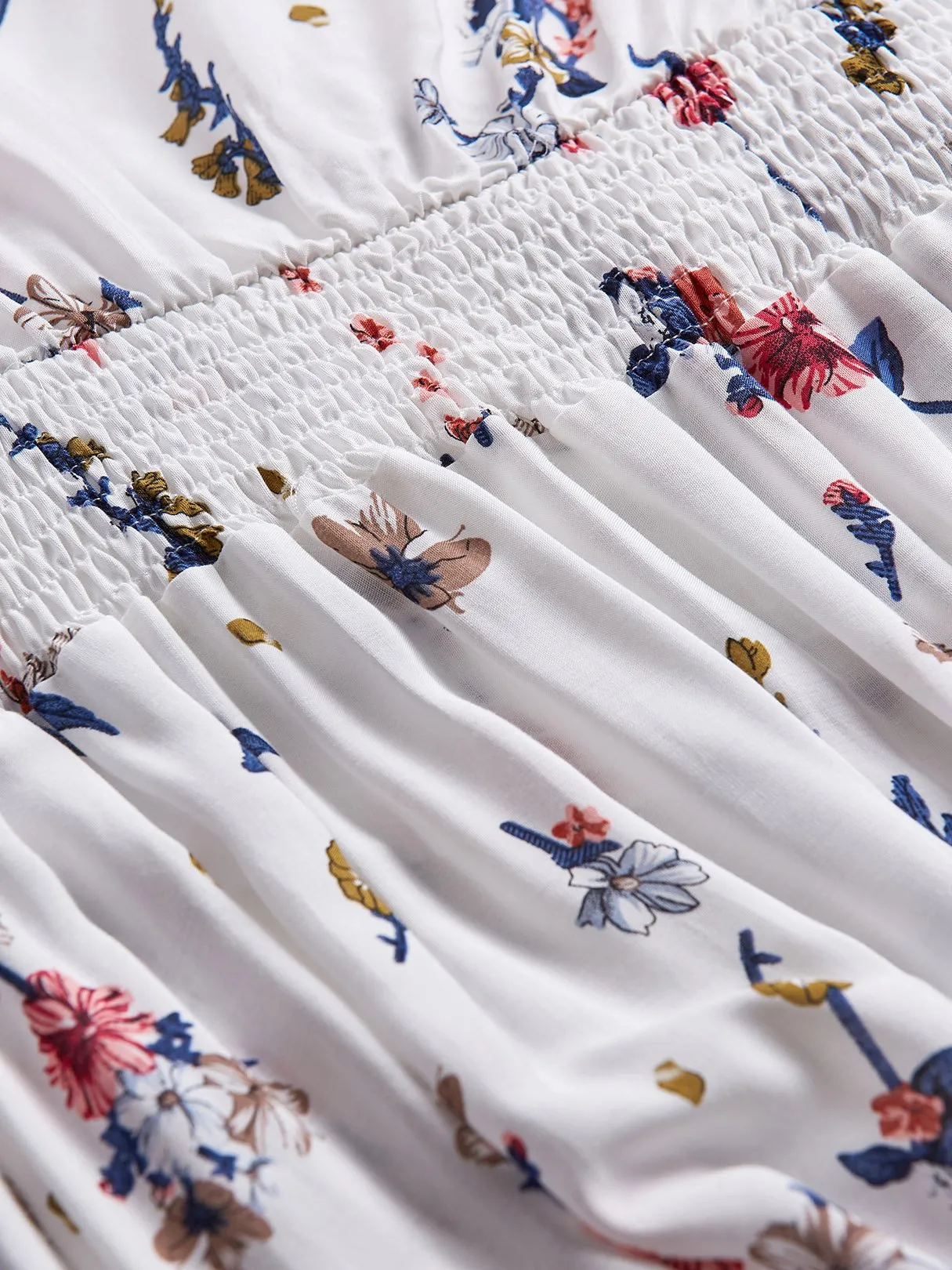 OEM ODM V-Neck Floral Print Half Sleeve White Plus Size Dress