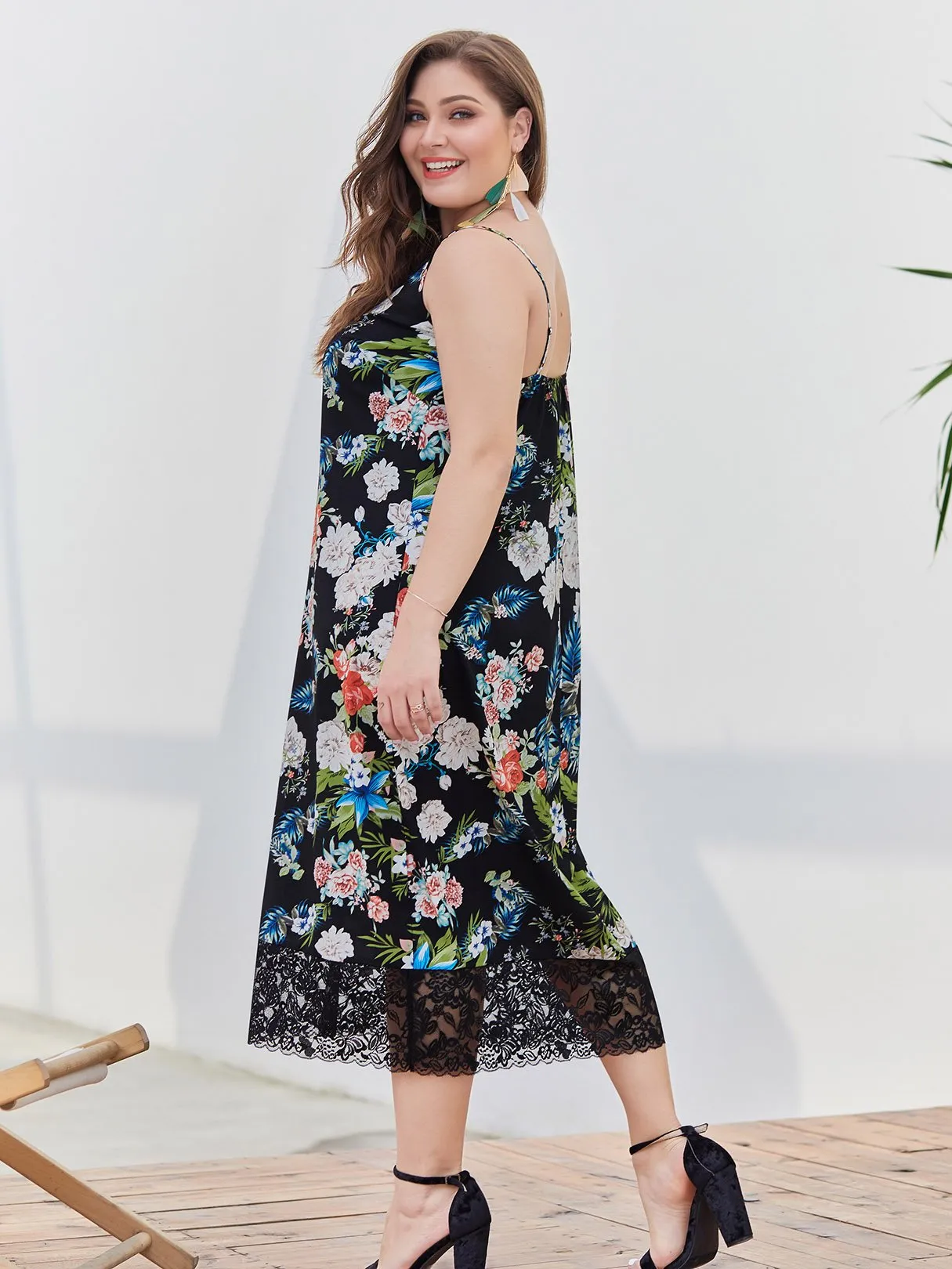 OEM ODM V-Neck Floral Print Lace Sleeveless Black Plus Size Dress