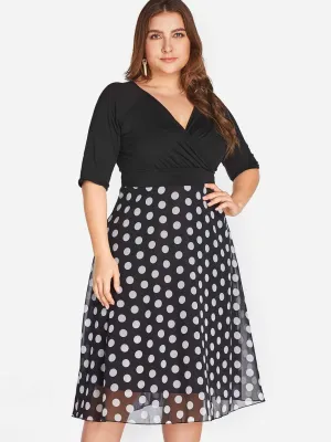 OEM ODM V-Neck Polka Dot Wrap Half Sleeve Black Plus Size Dress