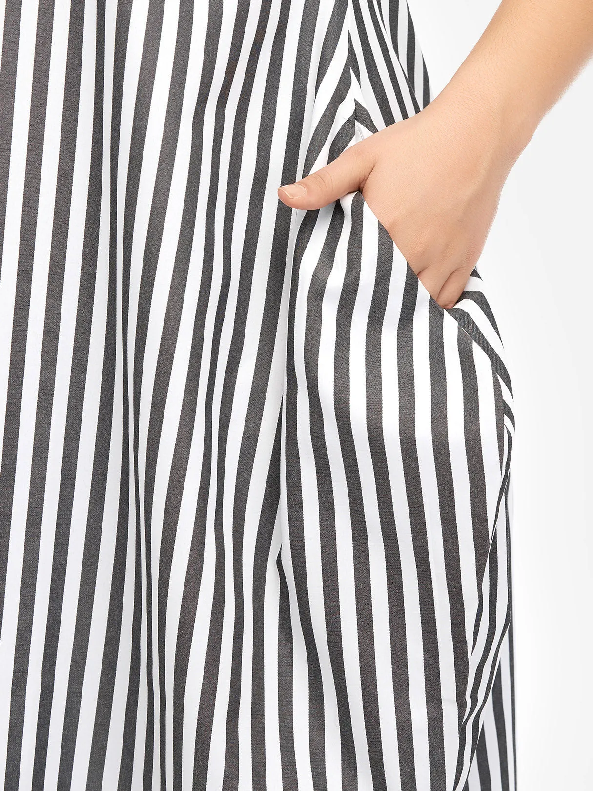 OEM ODM V-Neck Stripe Spaghetti Strap Sleeveless Plus Size Maxi Dresses