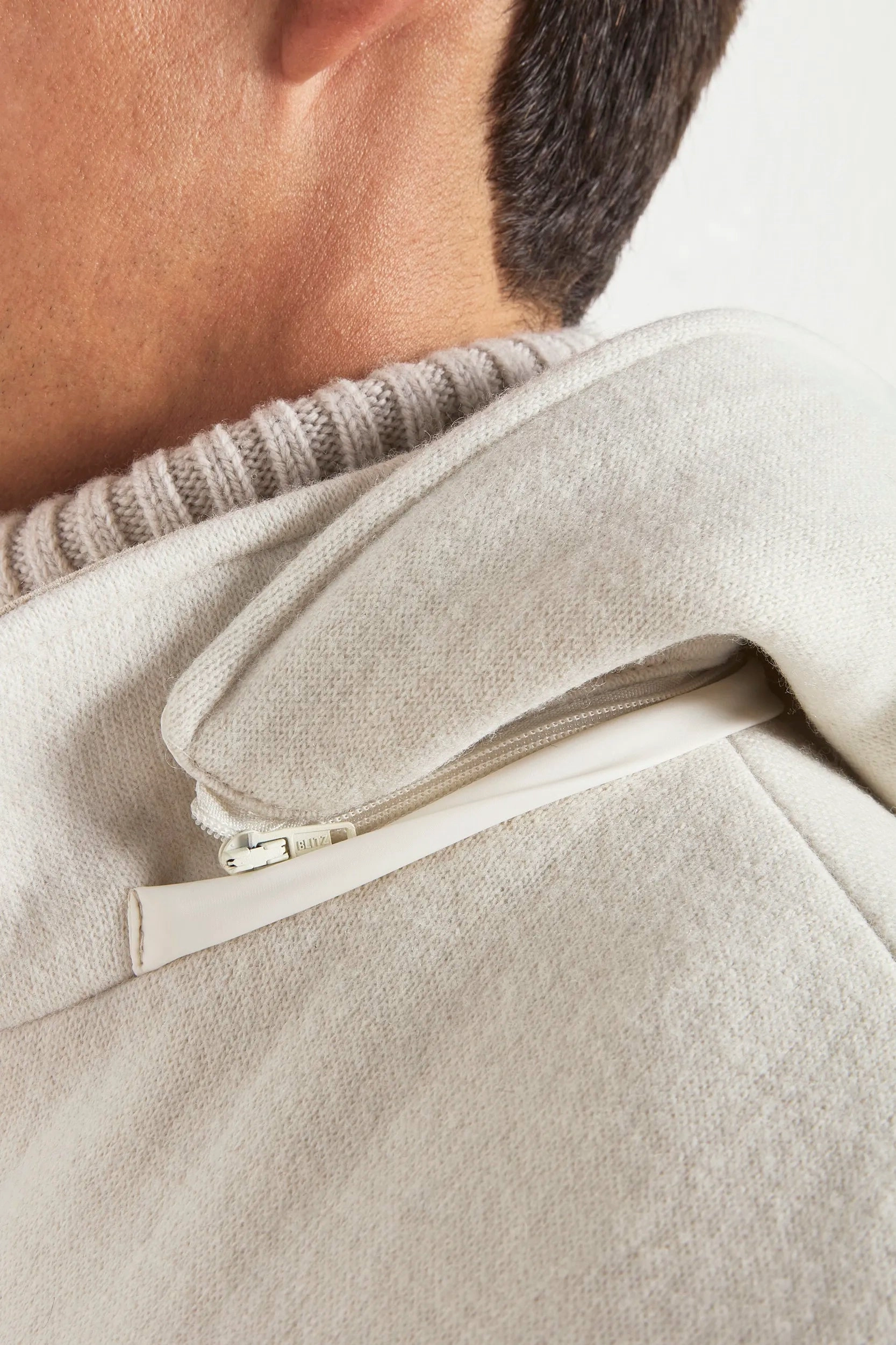 Off-white hooded bomber - Made in Italy