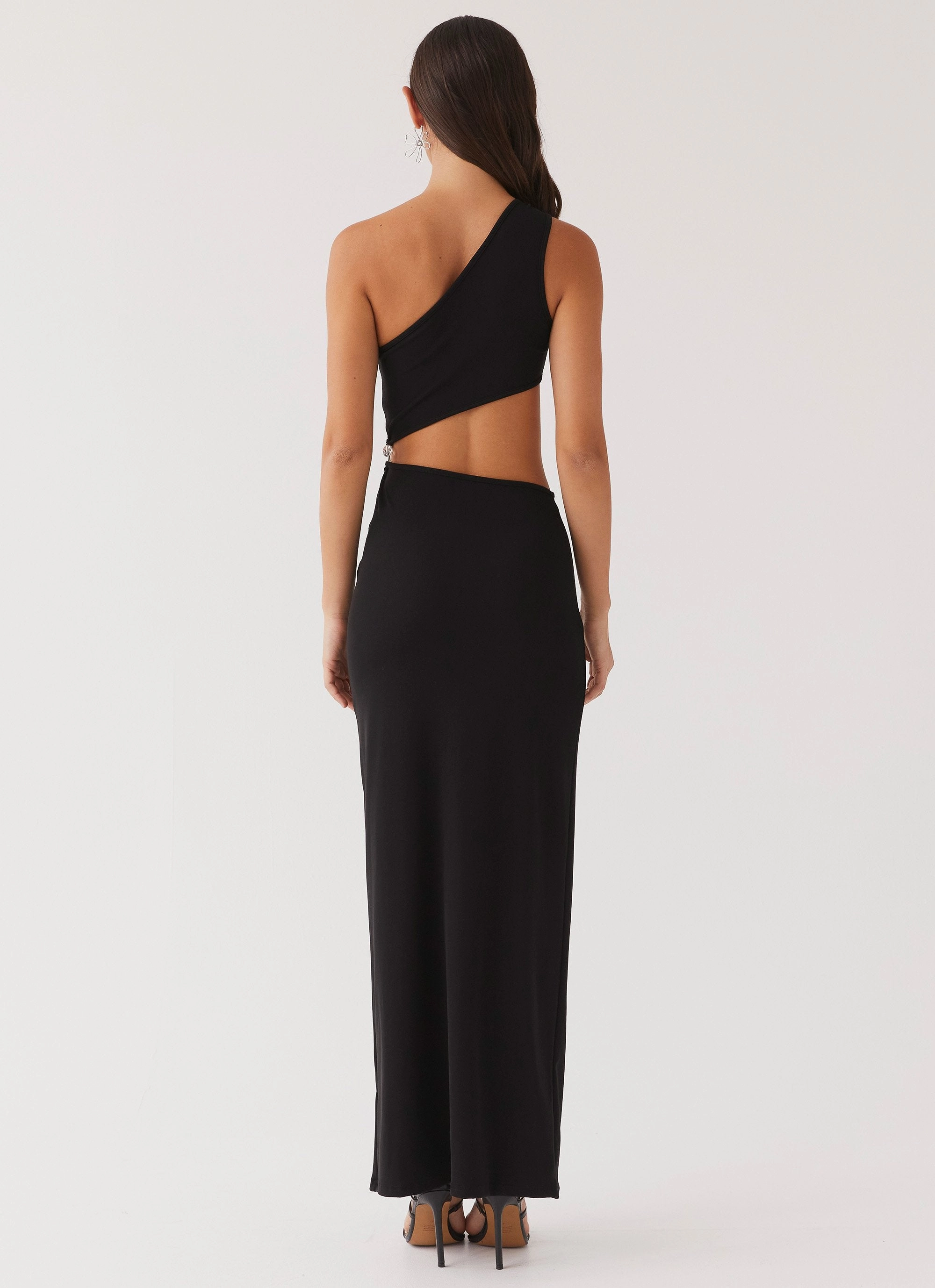 On The Moon Maxi Dress - Black Daily Silhouette Quick Outfit
