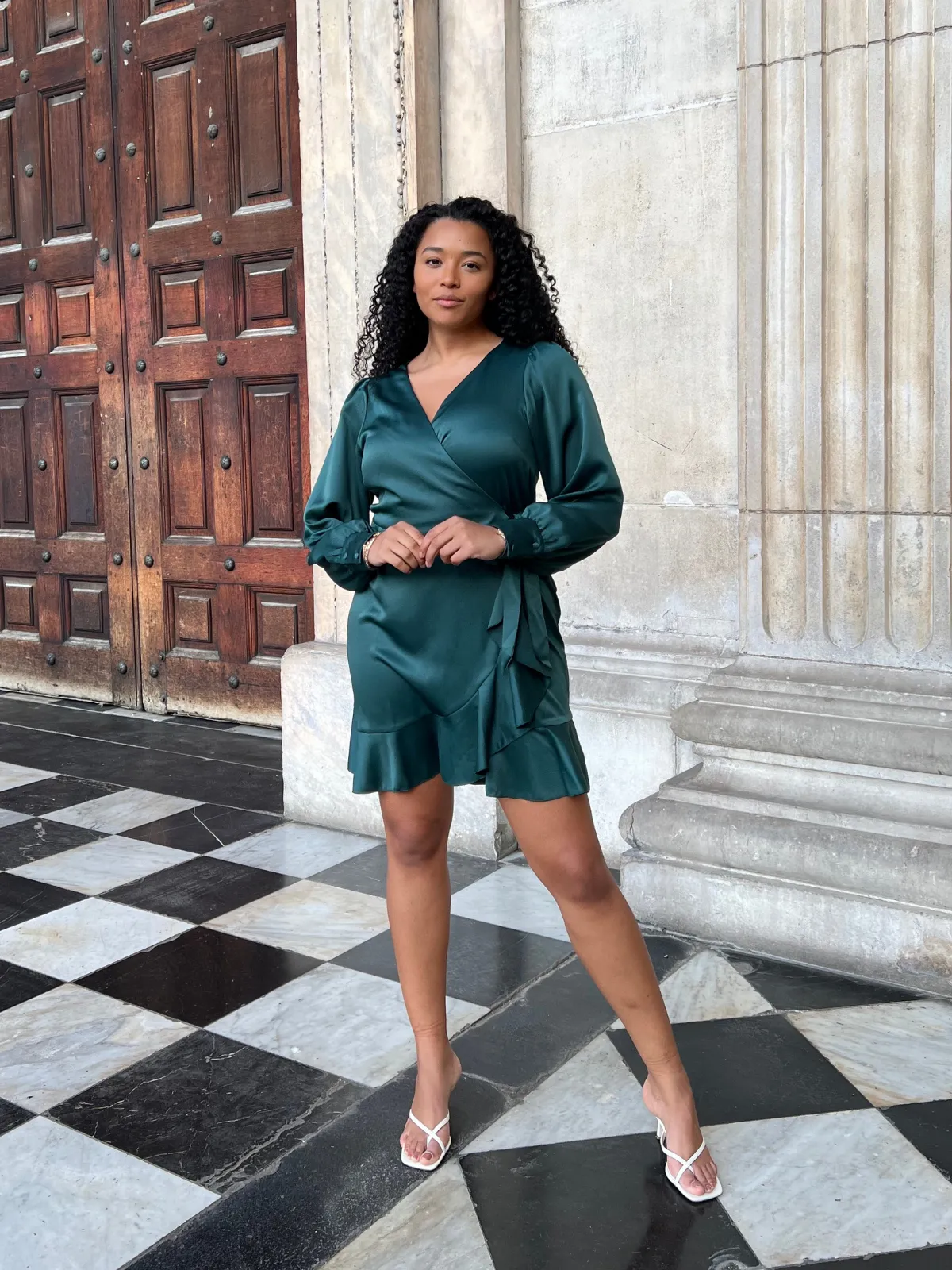 Bobbi Wrap Satin Mini Dress / Forest Green Silky Shape All Inclusive
