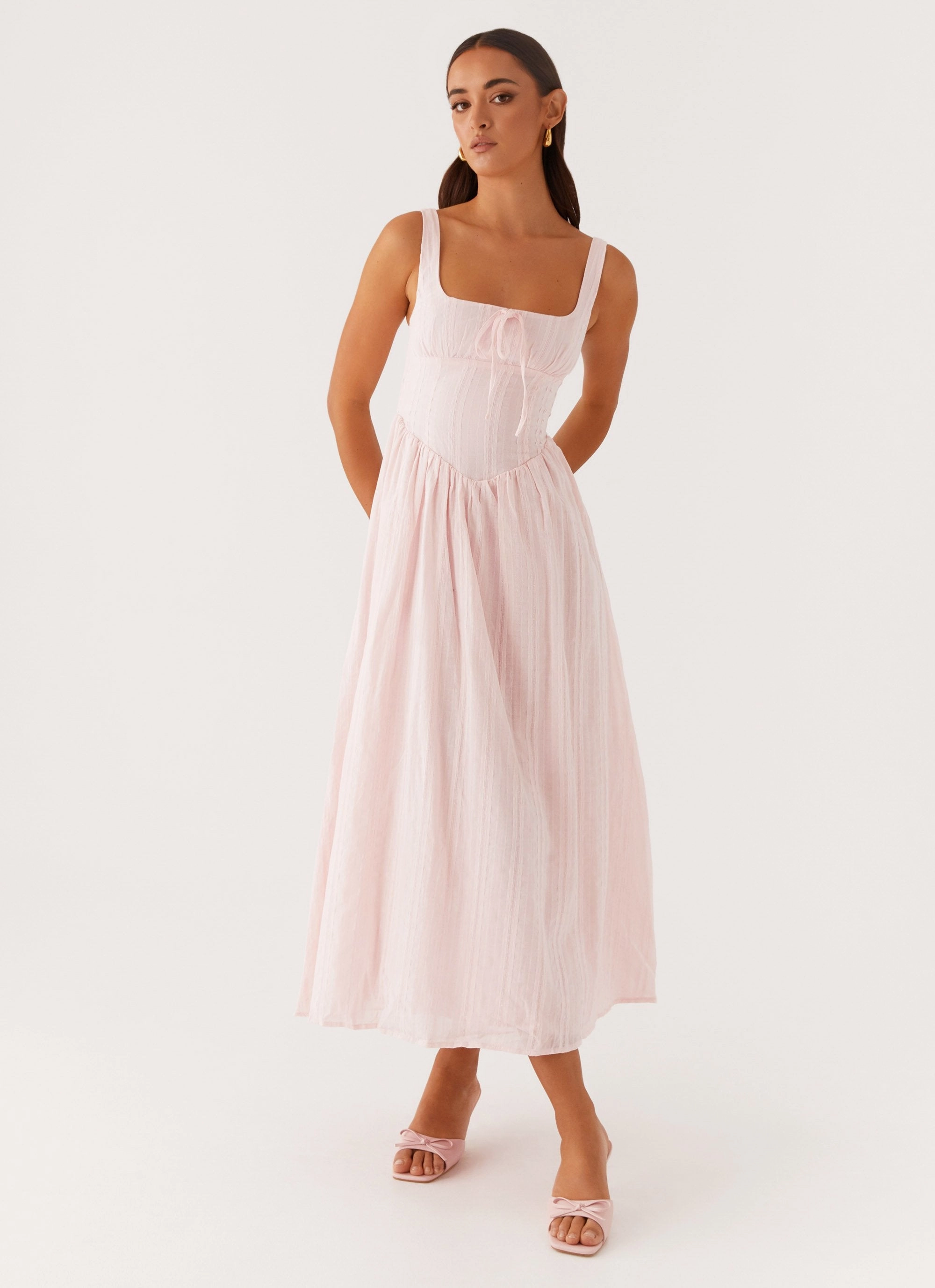 Skin Touch Pascuelle Midi Dress - Pink