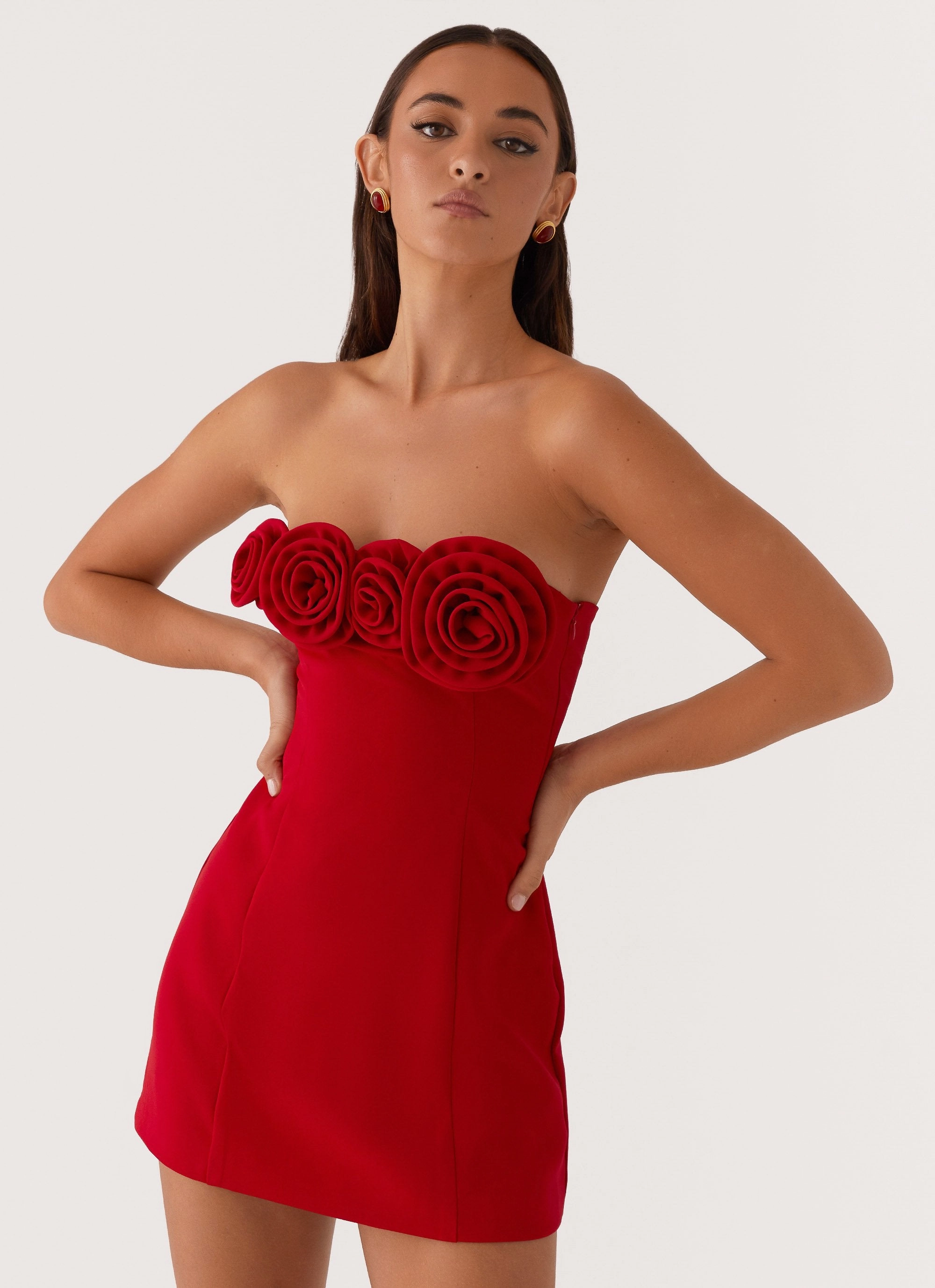 Effortless weekend dress Mix-And-Match Patsie Strapless Mini Dress - Red