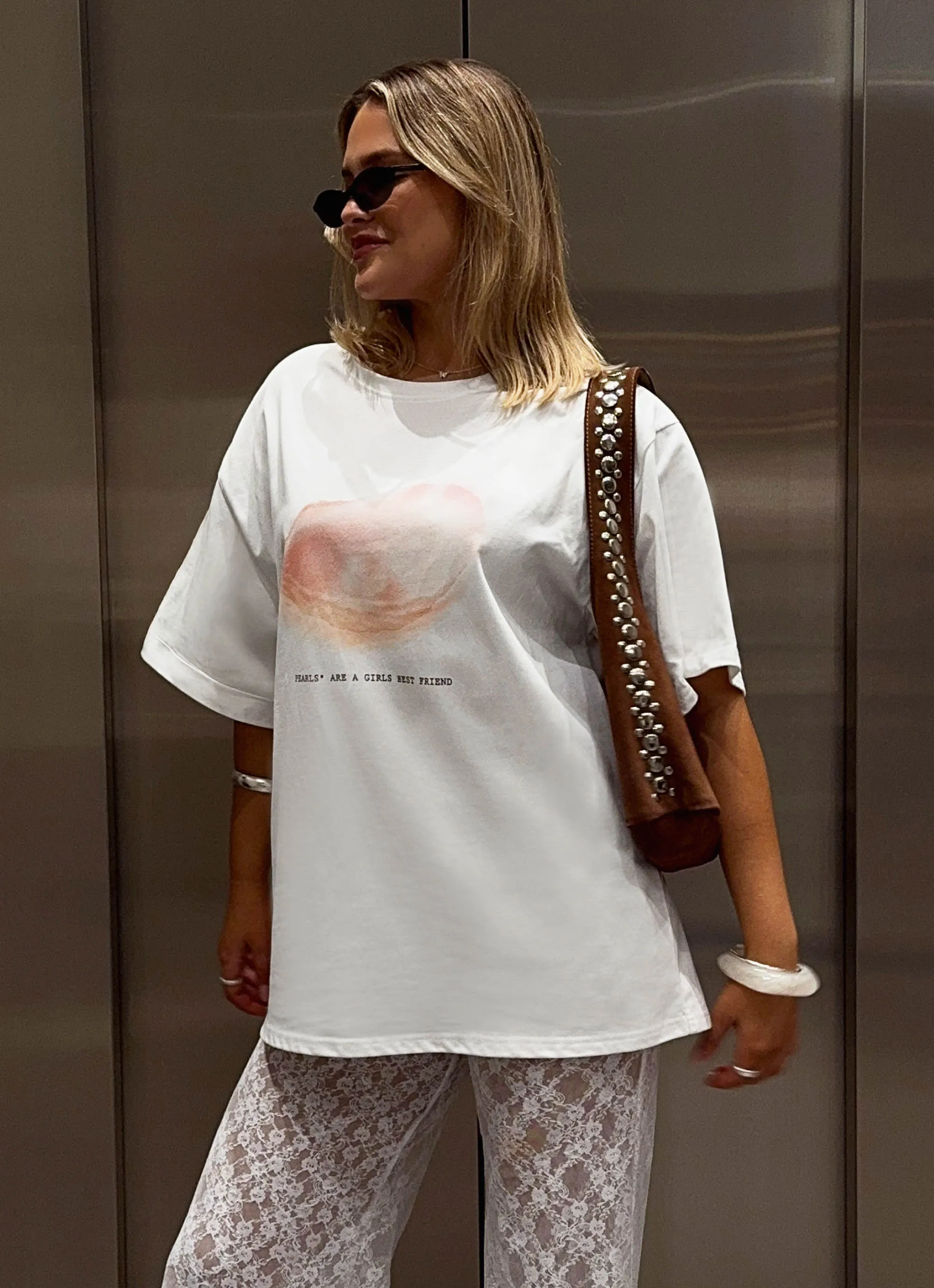 Layer-Friendly Tagless Neckline Pearl Oversized Tee - White