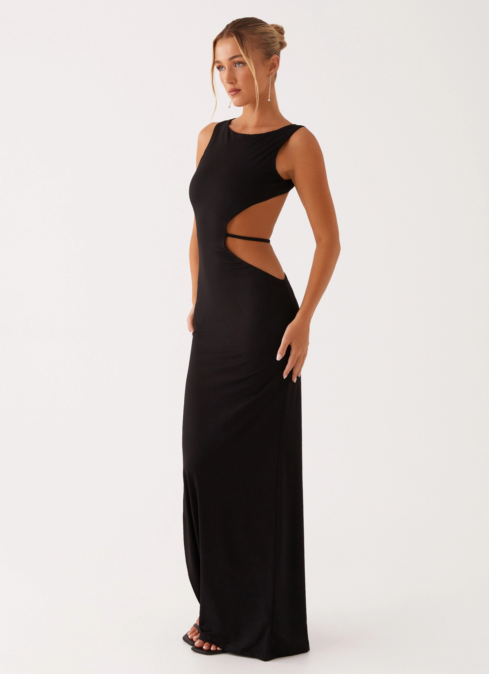 Vibrant Design Sutton Maxi Dress - Black