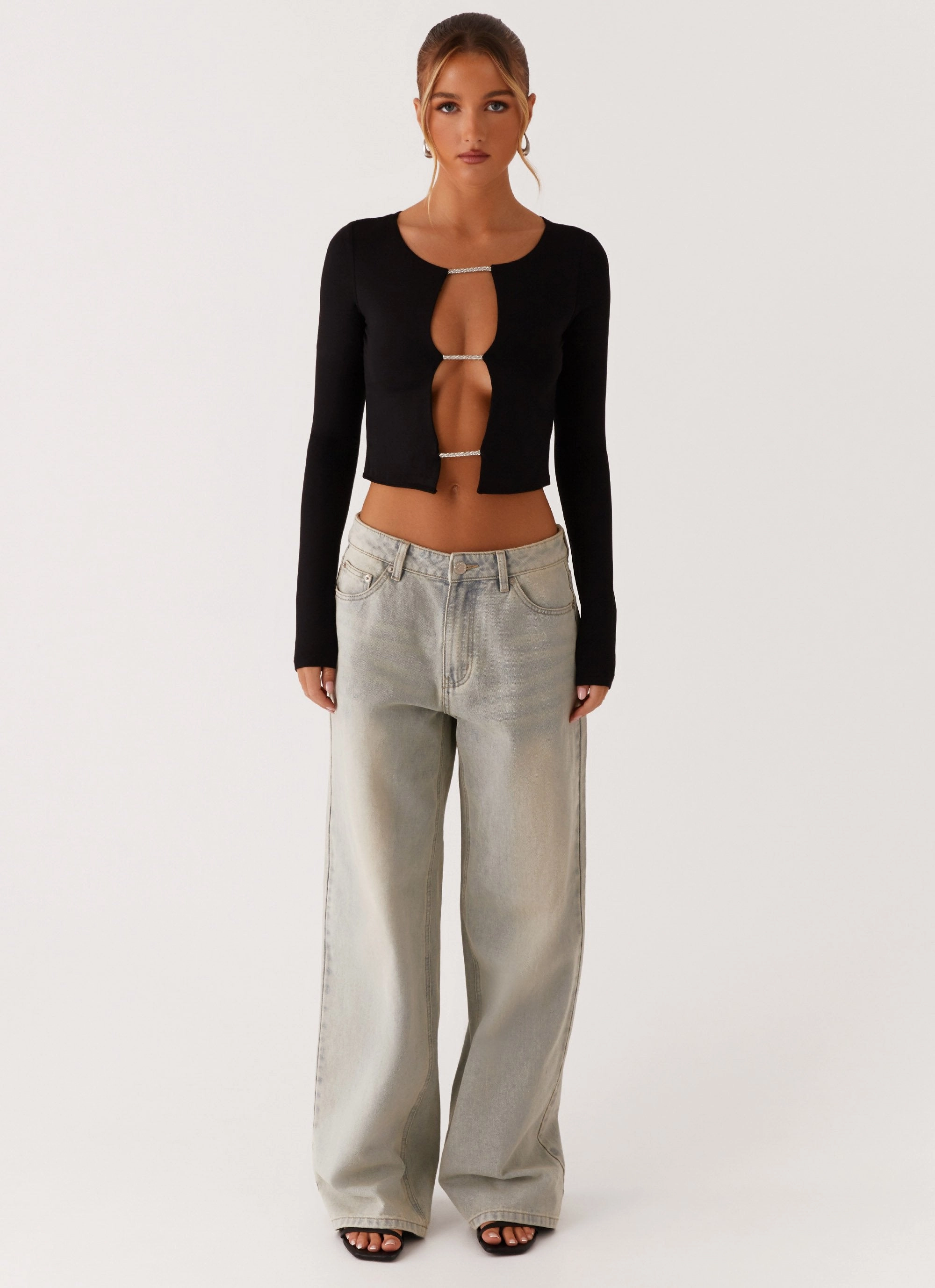 Pippa Top - Black Breathable Design LightweightMaterial