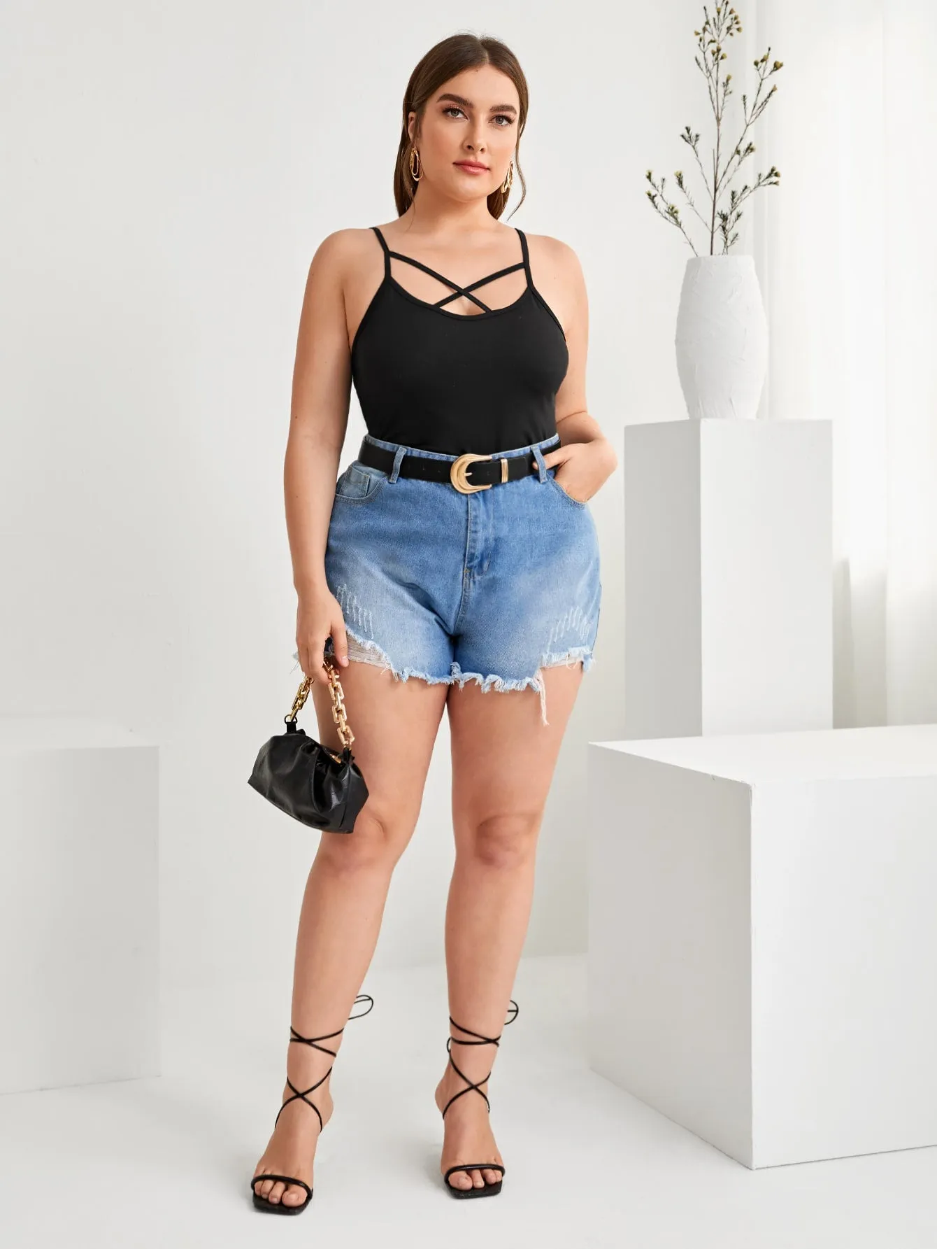 Plain Criss Cross Spaghetti Strap Regular Plus Size Tank Top & Cami