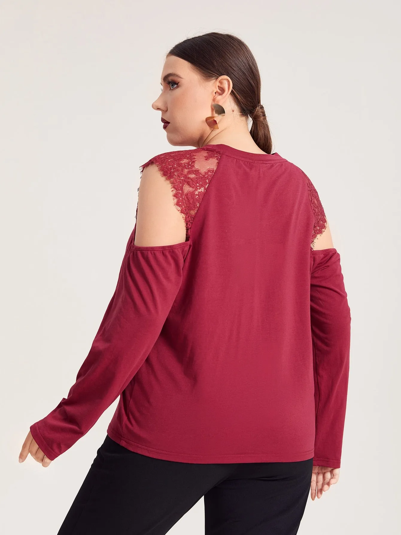 Plain Cut Out Long Sleeve Round Neck Regular Plus Size T-Shirt
