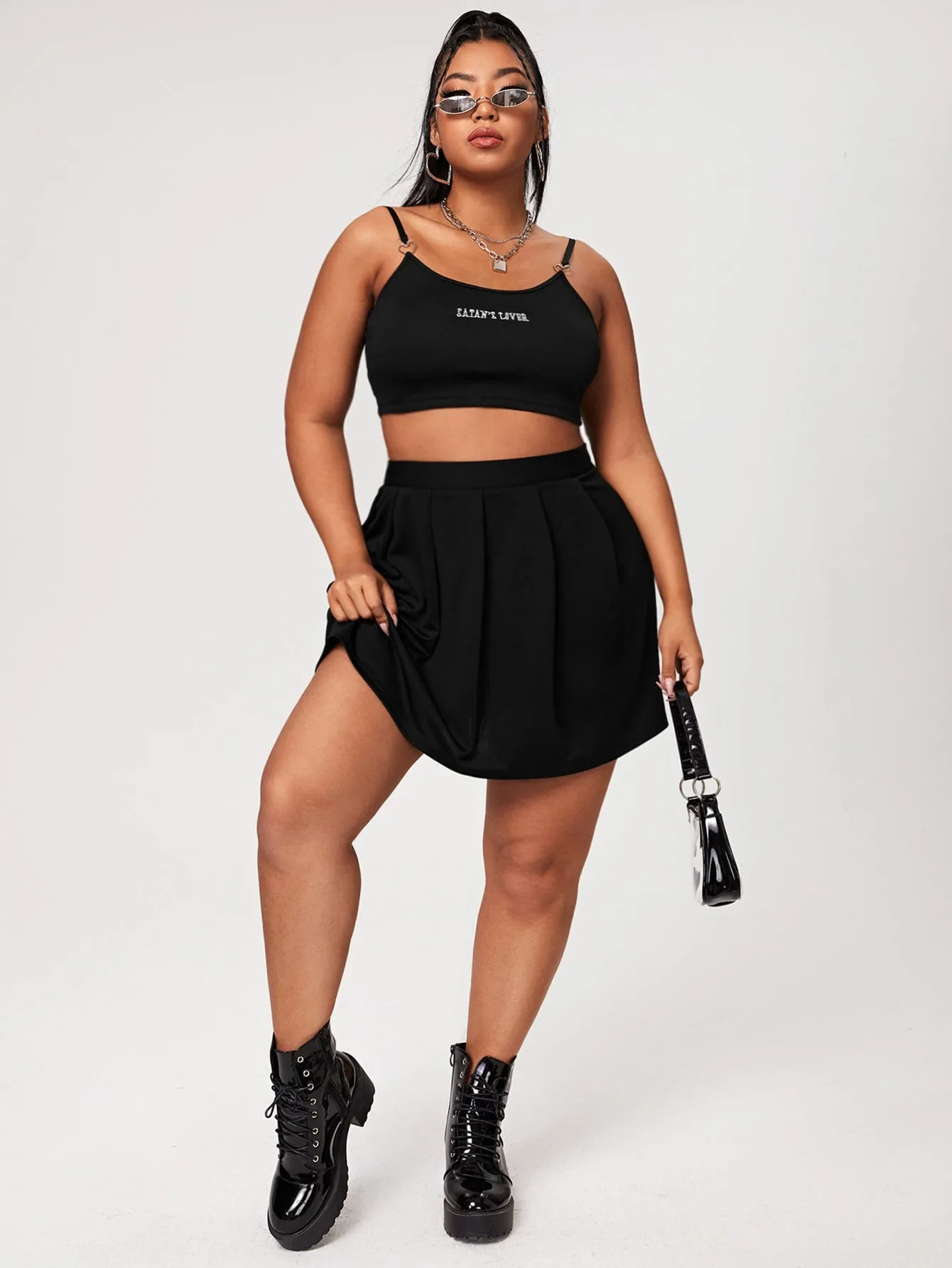 Plain Pleated Mini Plus Size Skirt