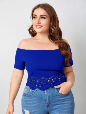 Plain Scallop Short Sleeve Off The Shoulder Crop Plus Size T-Shirt