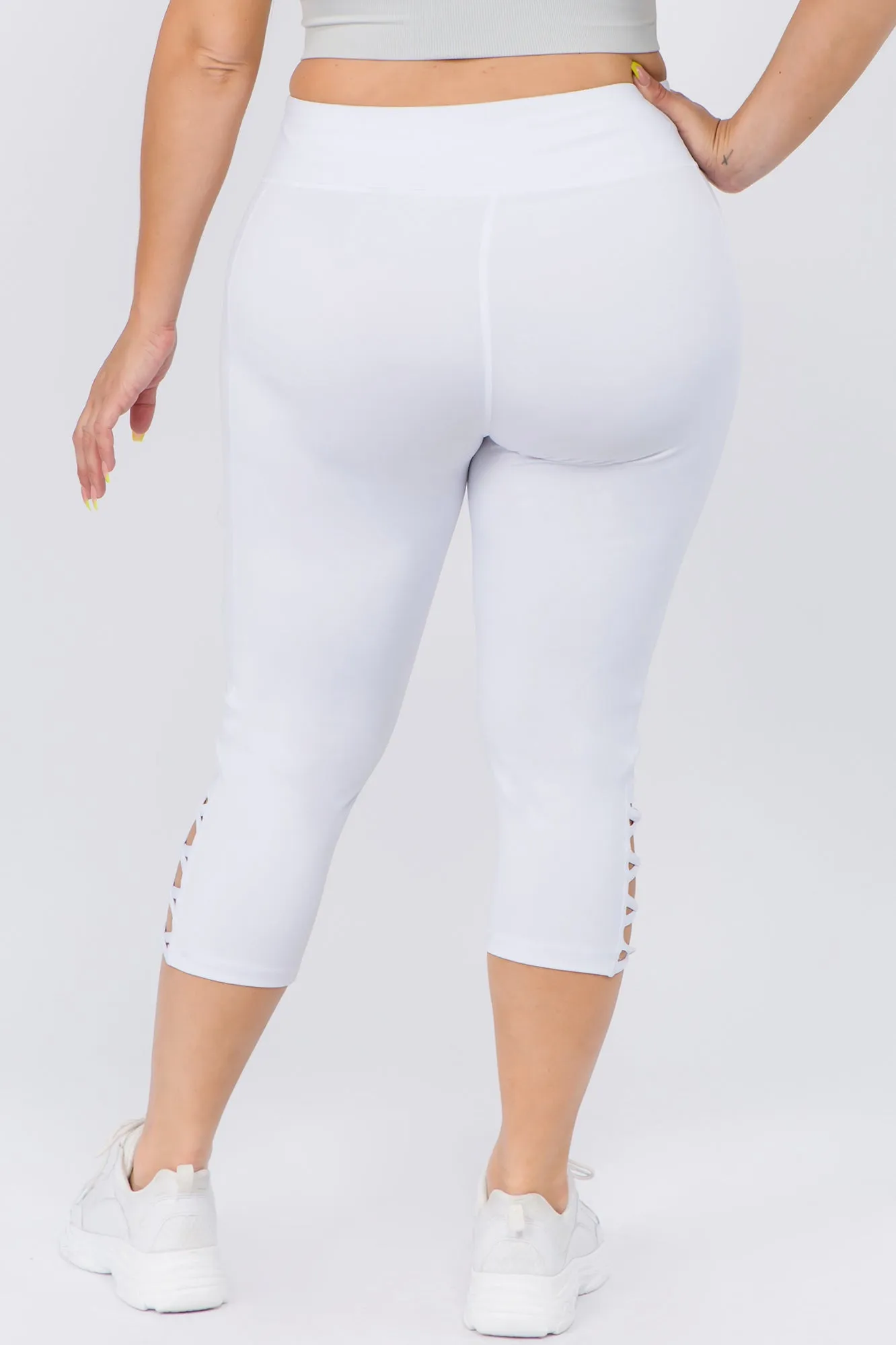 Plus Size Lattice Capri Workout Leggings