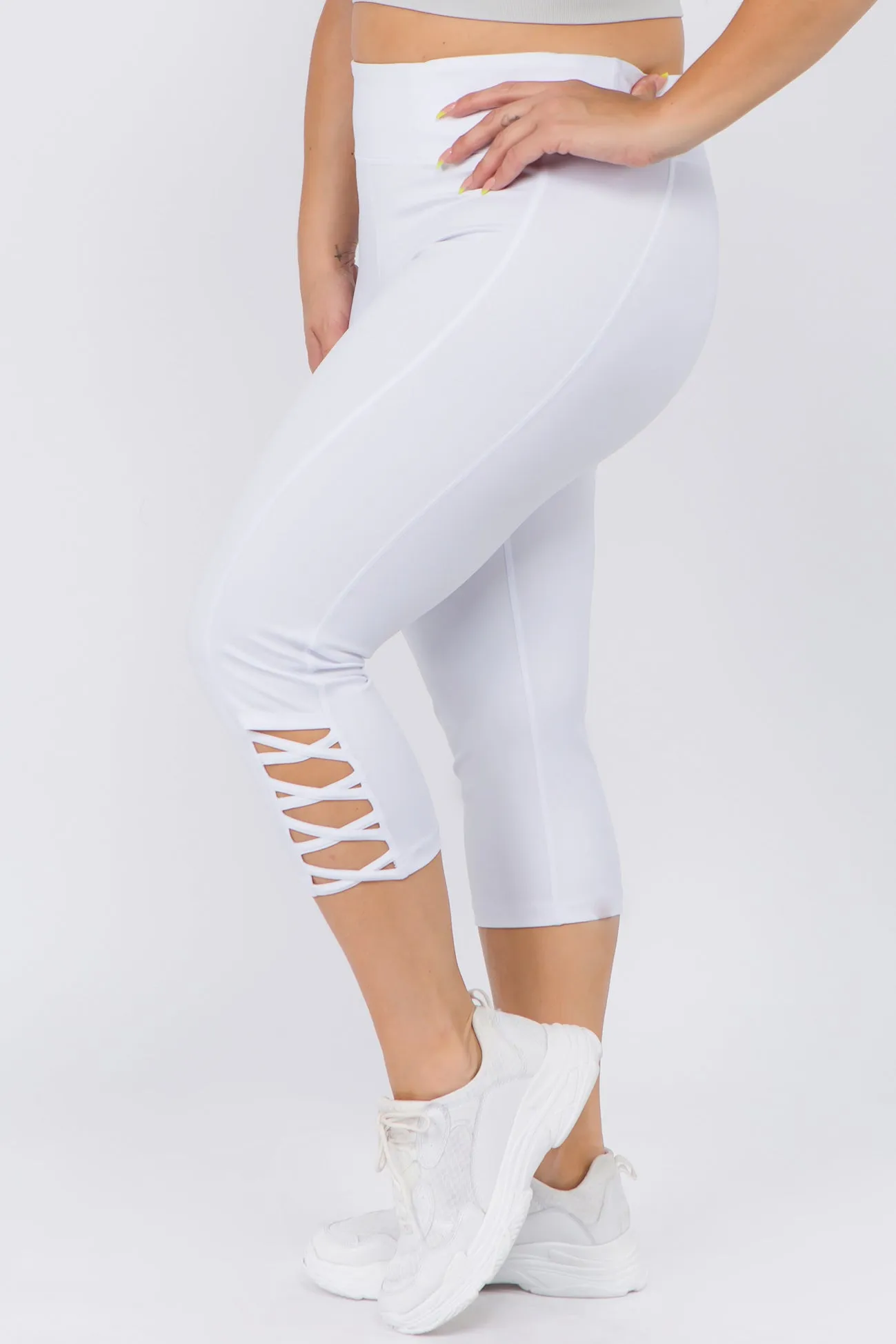 Plus Size Lattice Capri Workout Leggings