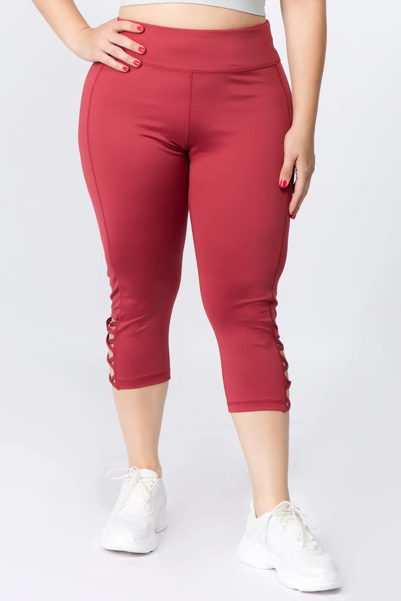 Plus Size Lattice Capri Workout Leggings