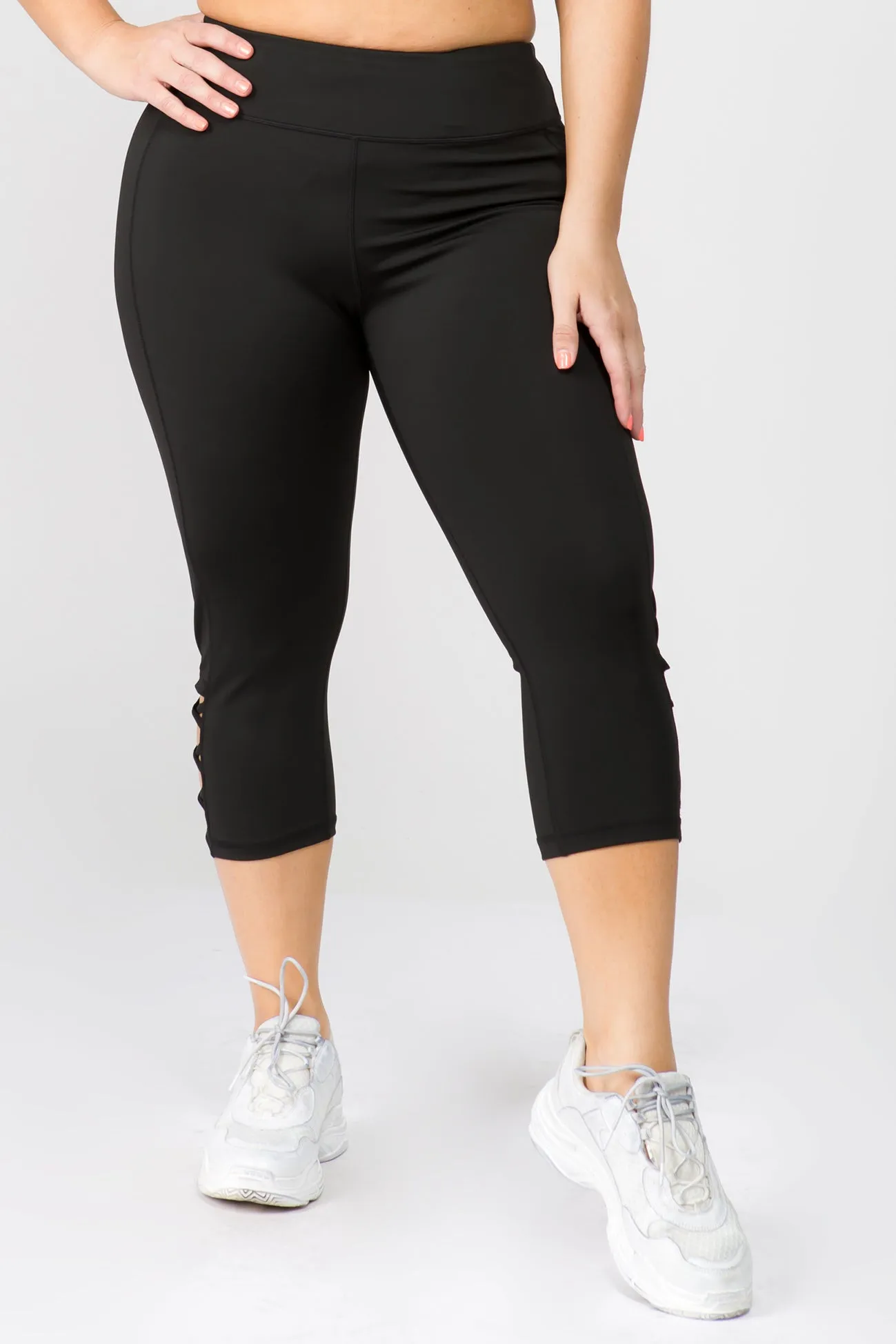 Plus Size Lattice Capri Workout Leggings