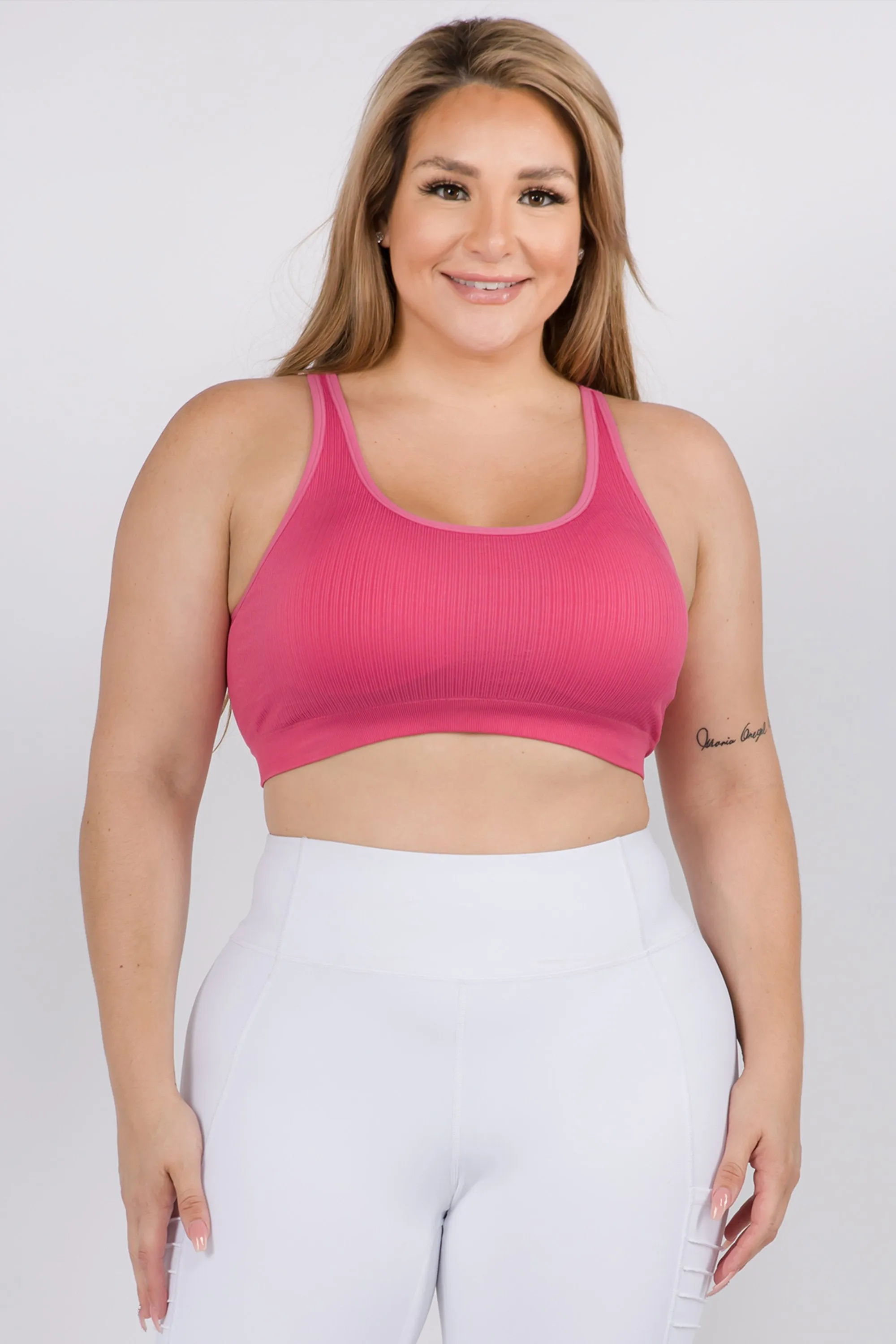 Plus Size Macrame Detail Sports Bra