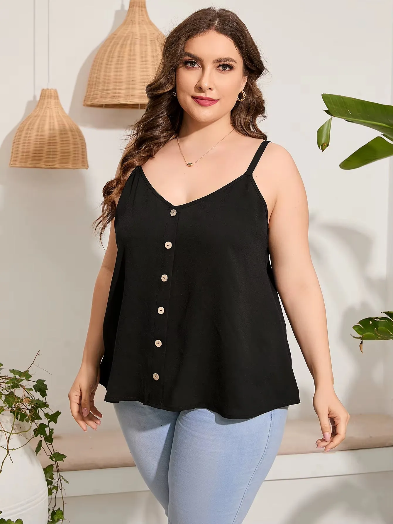 Plus Size Top for Women 2024 Summer Sleeveless Strap Tank Top Black Tunic T-Shirt Big Large Curvy Size Women Clothing