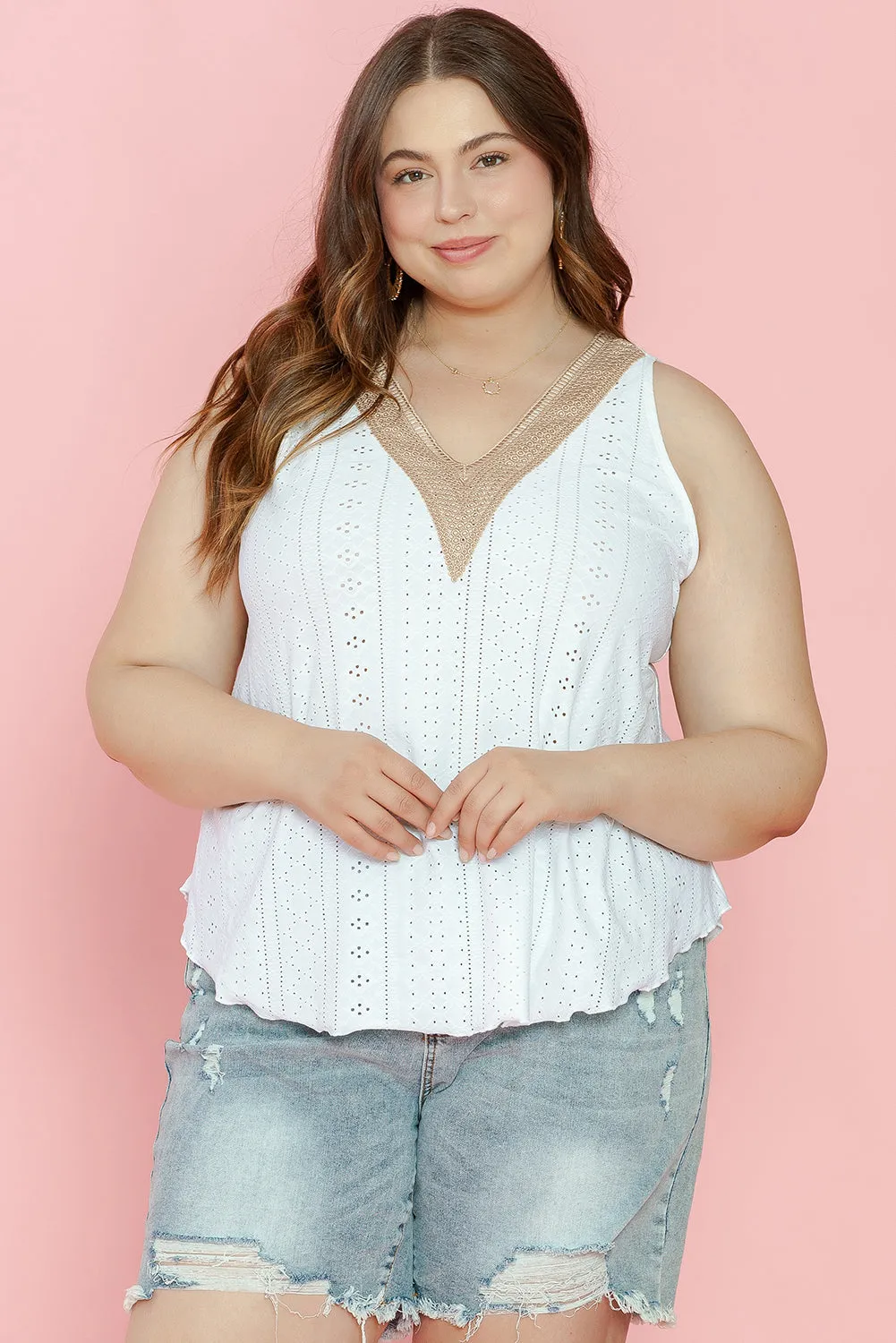 Plus Size V Neck Lace Tank Top