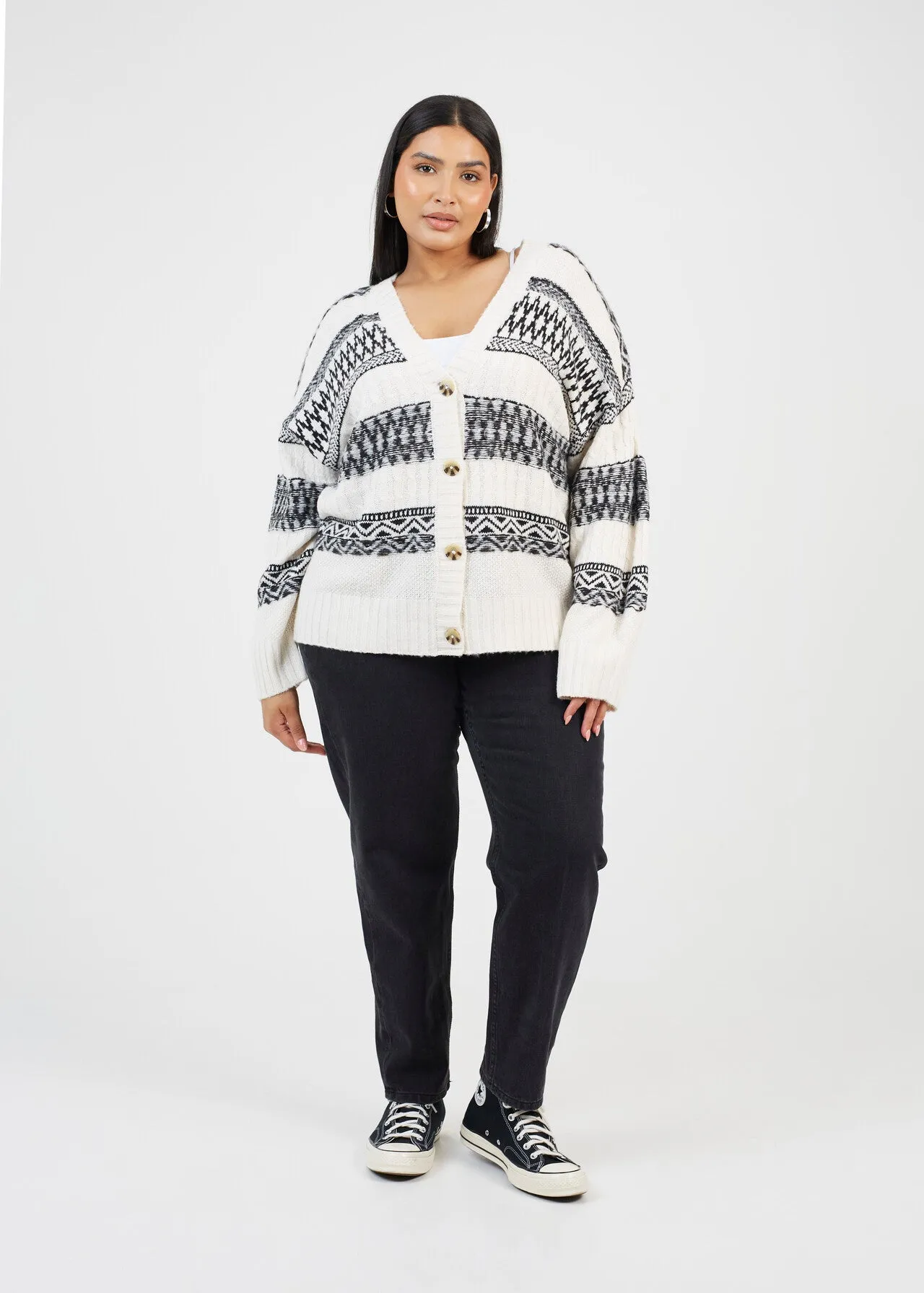 PLUS V-NECK CARDIGAN WITH FAIRISLE STRIP PATTERN
