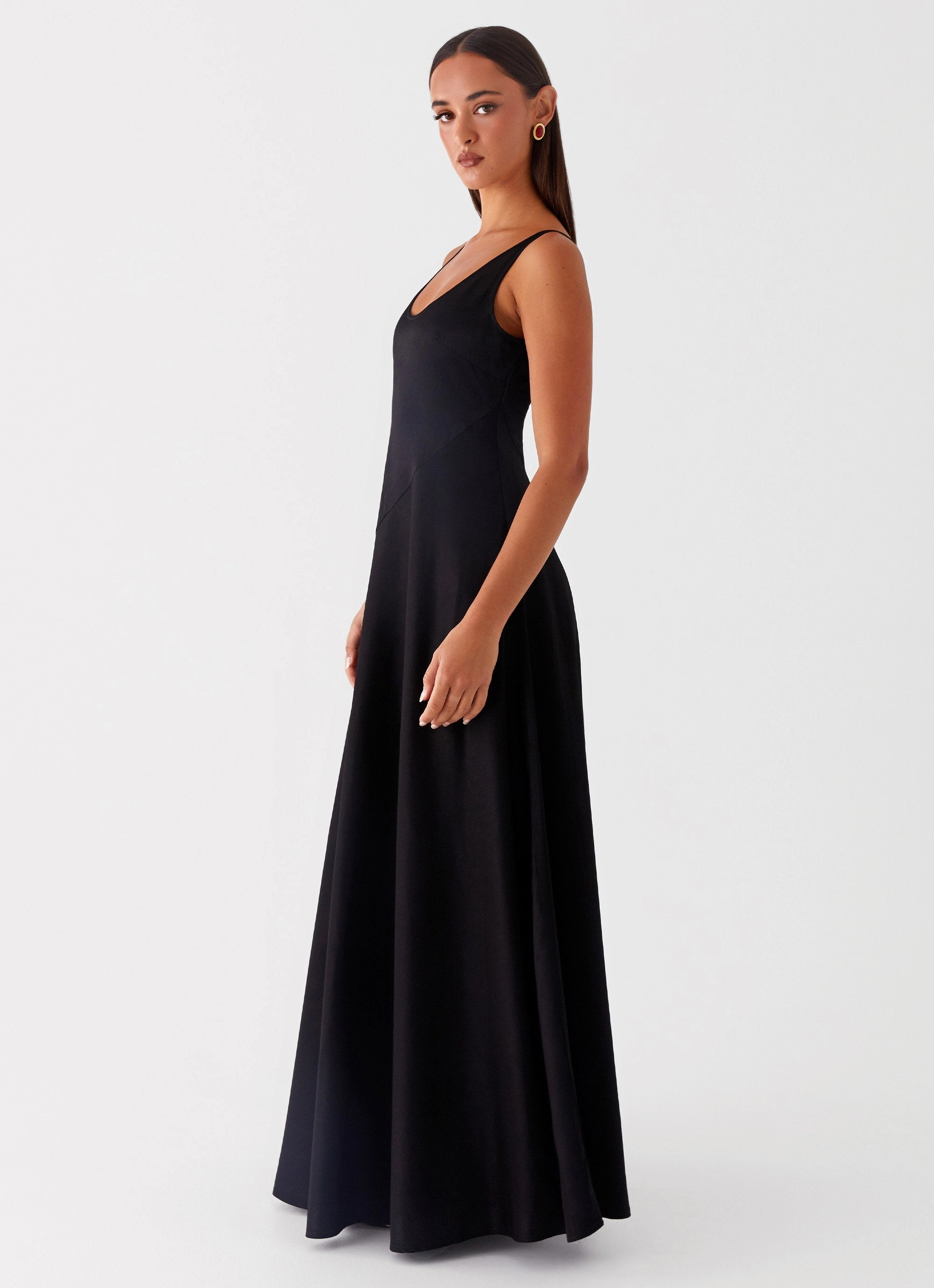 Cosma Maxi Dress - Black Art-Gallery Classic Vibe