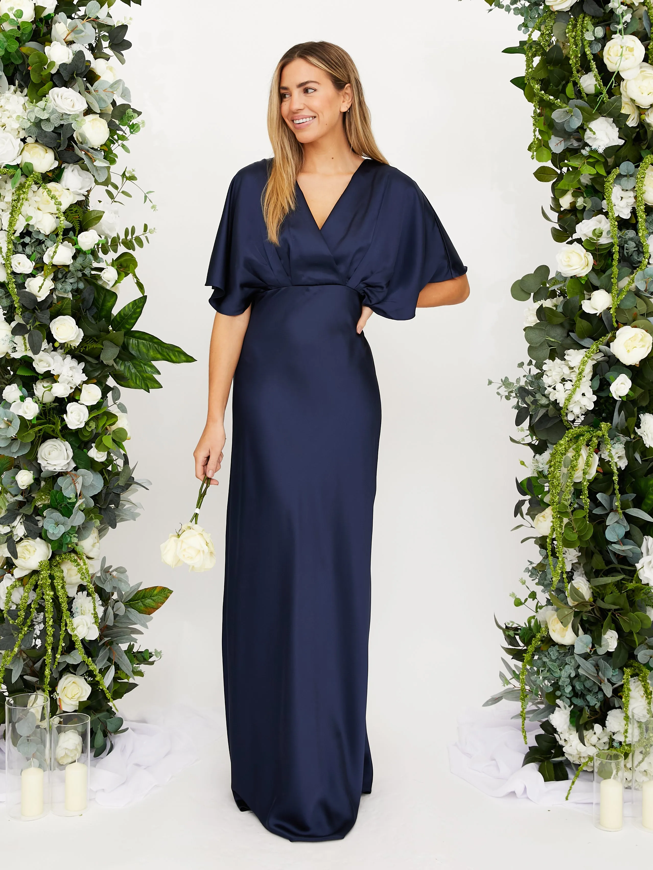 Clean Texture Angel Sleeve Maxi Satin Dress / Navy