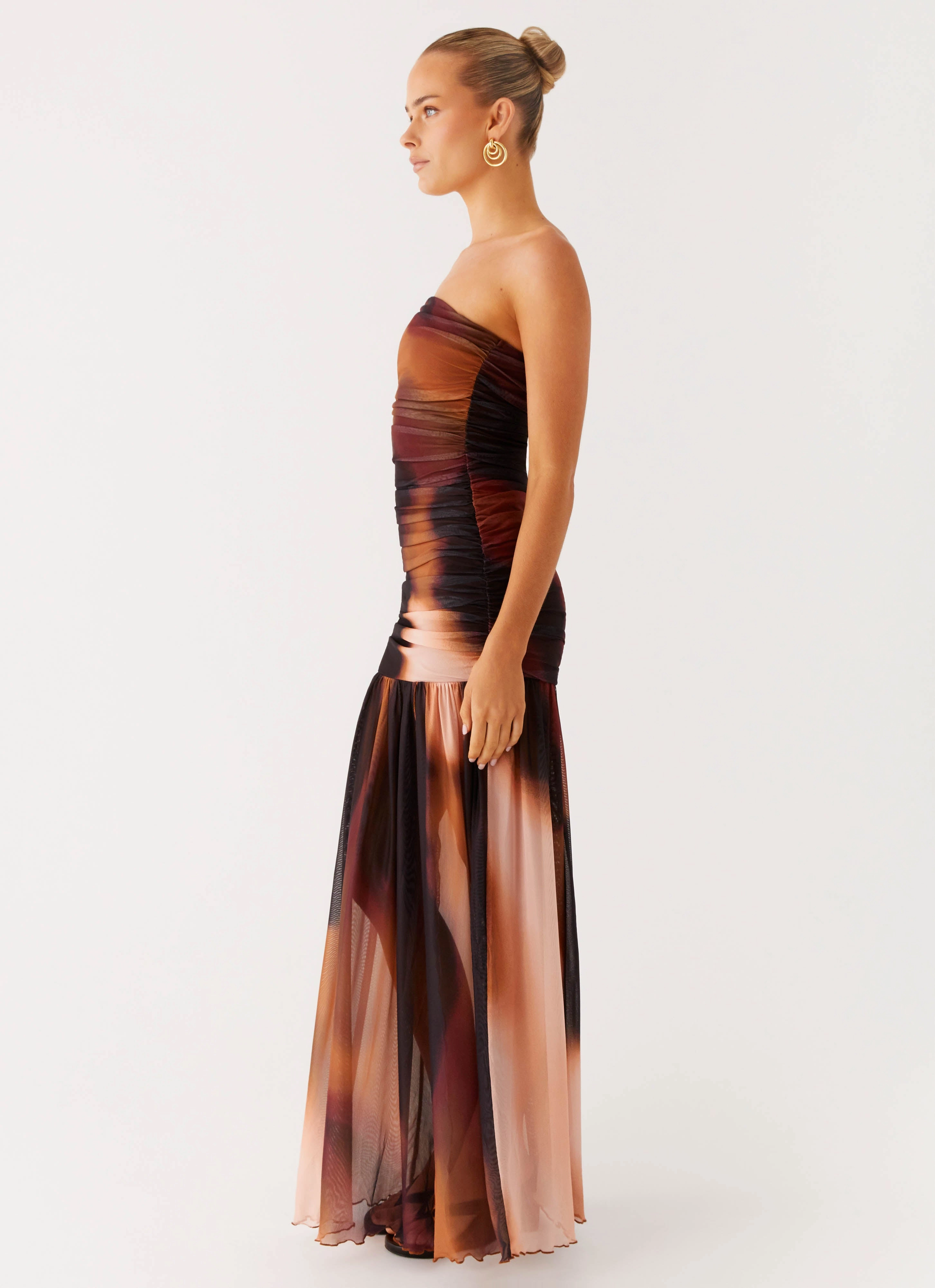 Peace View Fresh Glow Savaya Maxi Dress - Black Gradient