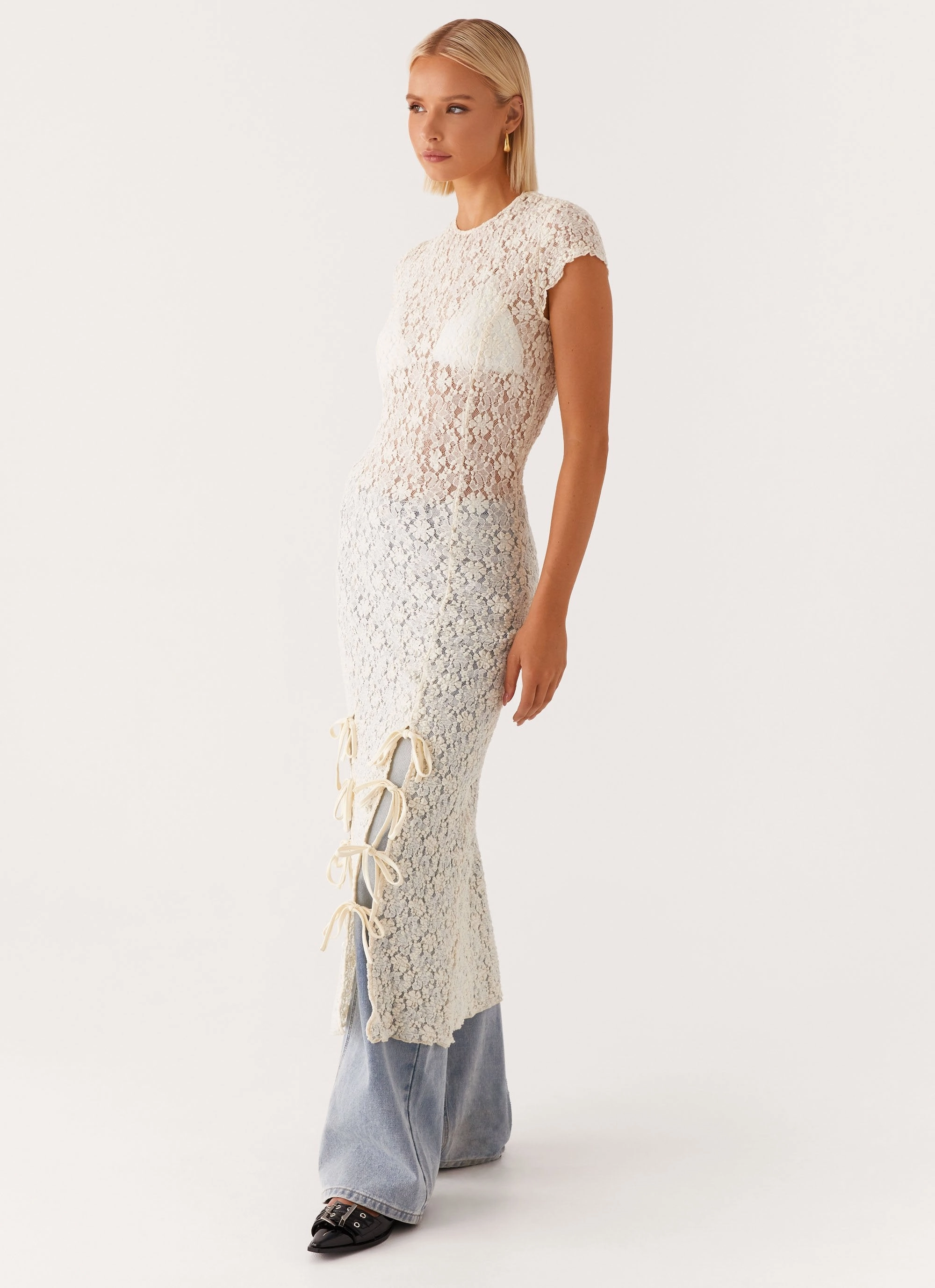 Gisele Lace Midi Dress - Ivory Night Appeal Pure Aesthetic
