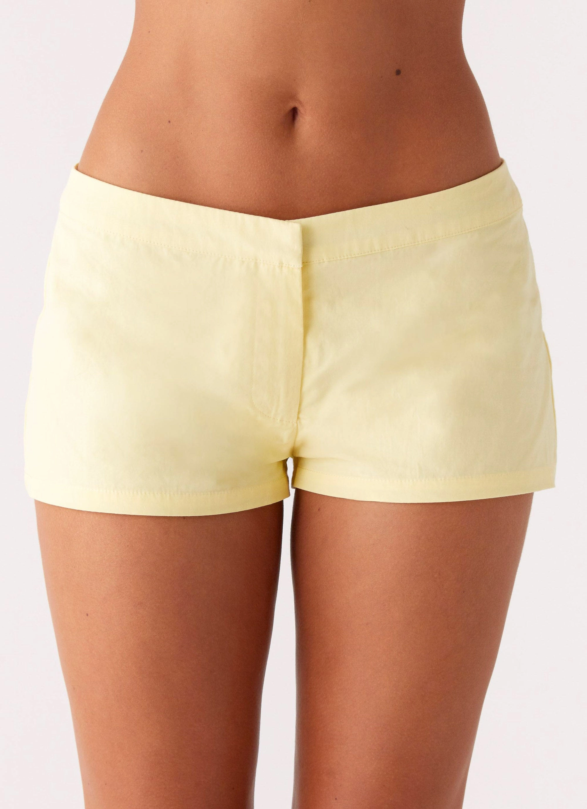 Anti Pilling Surface Eco Friendly Padding Coastline Mini Shorts - Yellow