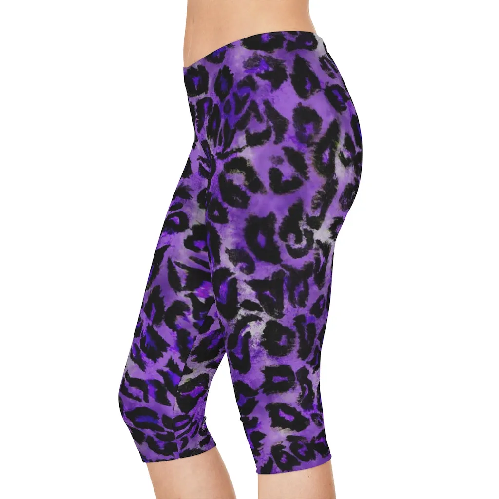 Purple Leopard Women's Capri Leggings, Knee-Length Polyester Capris Tights-Made in USA (US Size: XS-2XL)