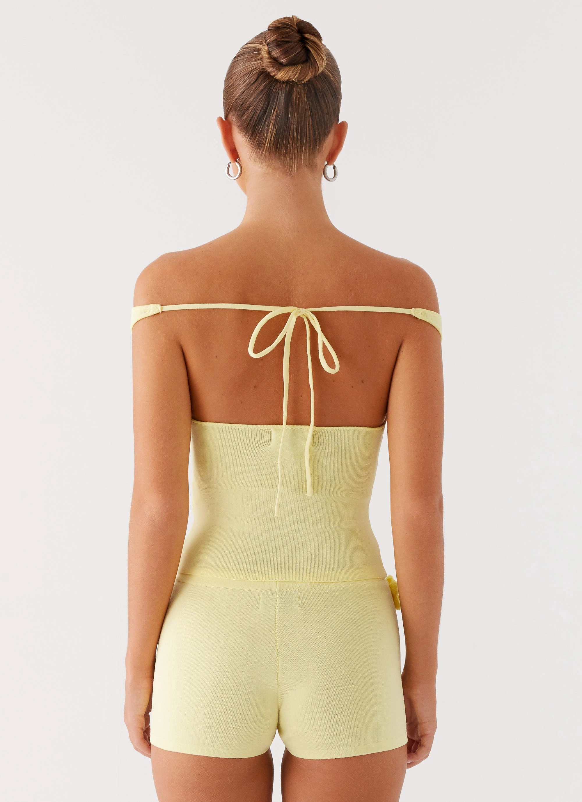 Street Active Sleek Comfort Aliah Knit Shorts - Yellow