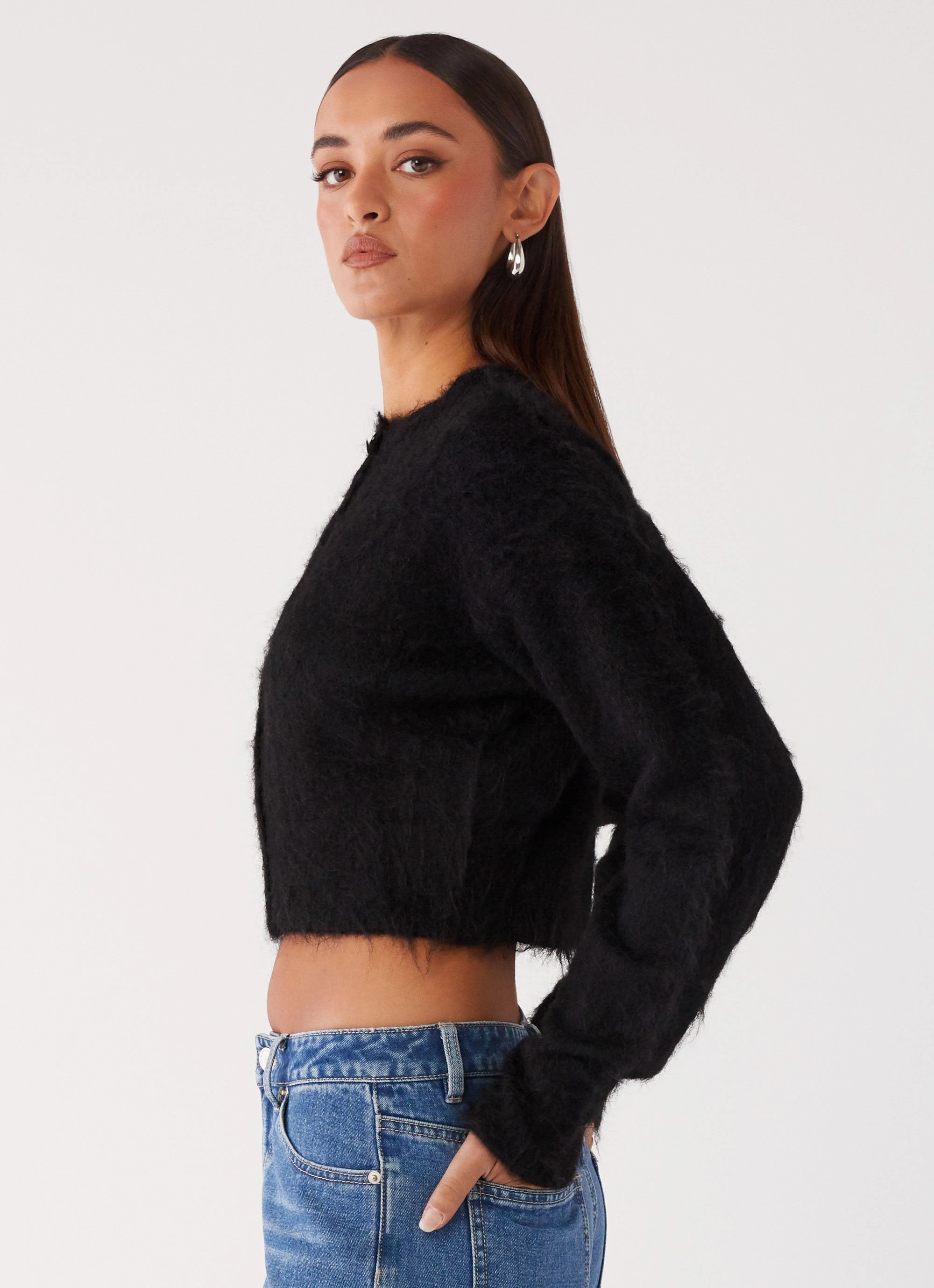 Classic Cut Reign Fitted Cardigan - Black