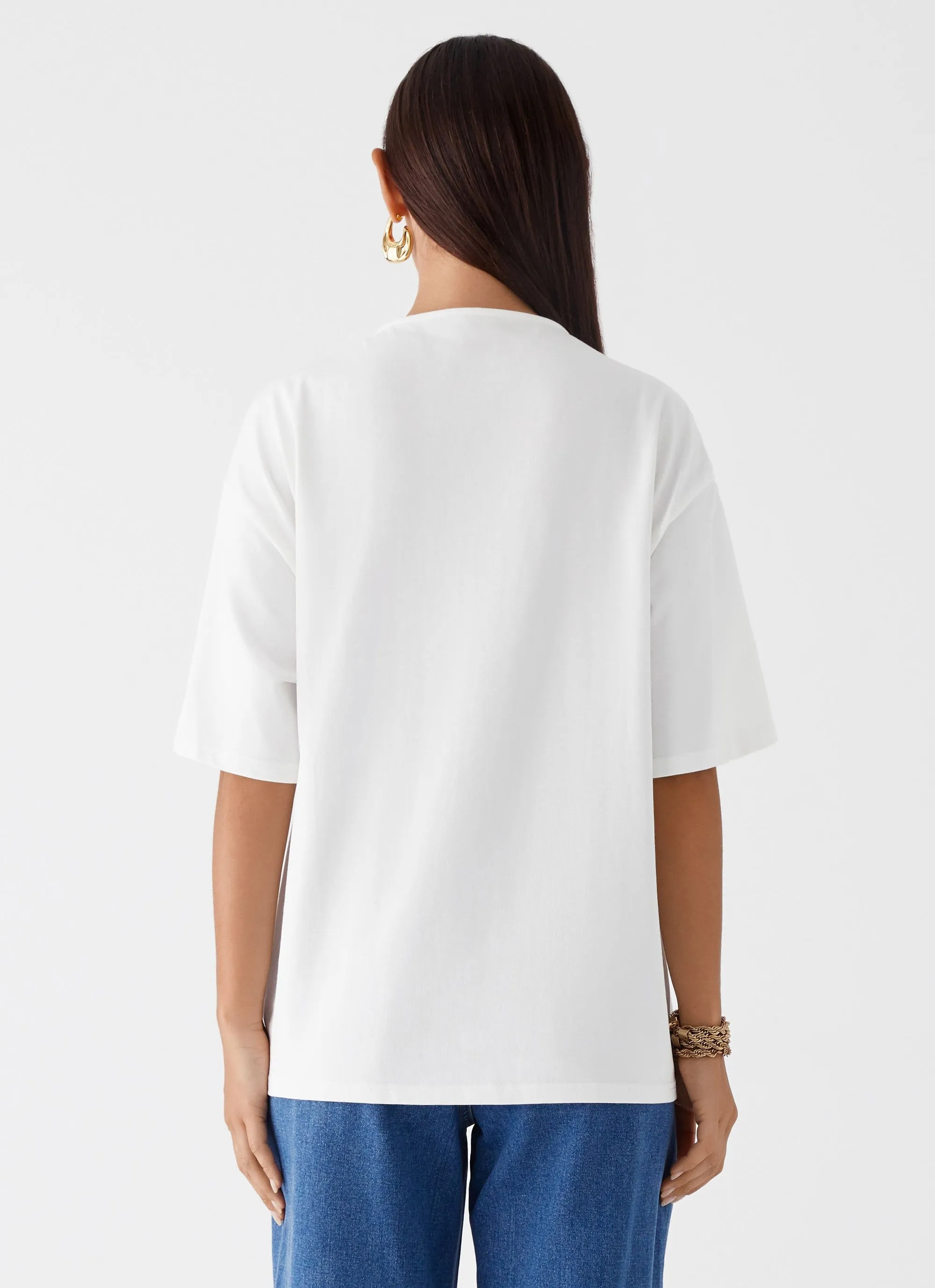 Orena Twist T-Shirt - White V-neck Blouse