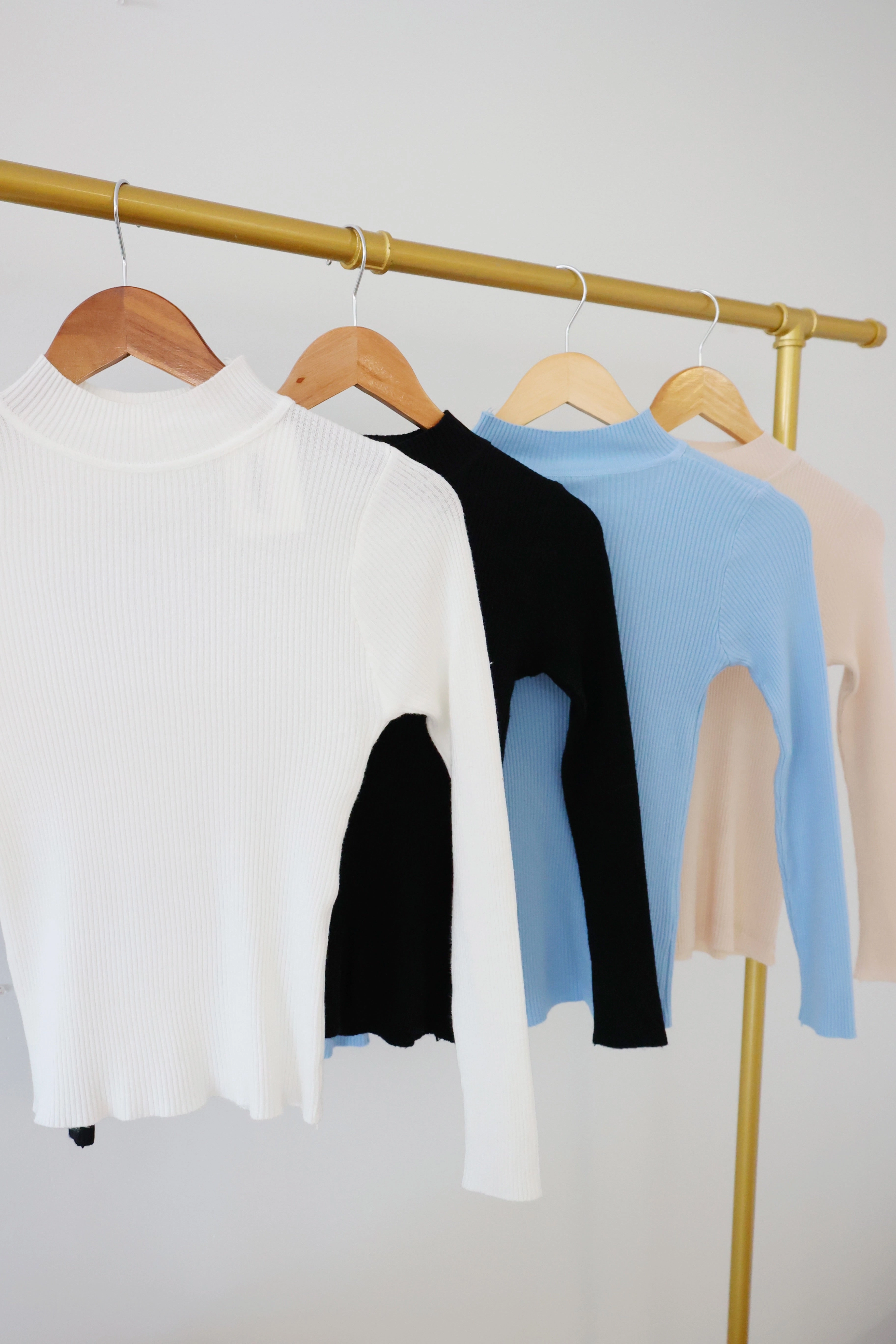 Relaxed Silhouette Ribbed Elegance Turtleneck(FINAL SALE)