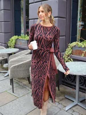 Perfect Layers Travel Staple Renee Zebra Jacquard Knitted Midaxi Dress / Chocolate