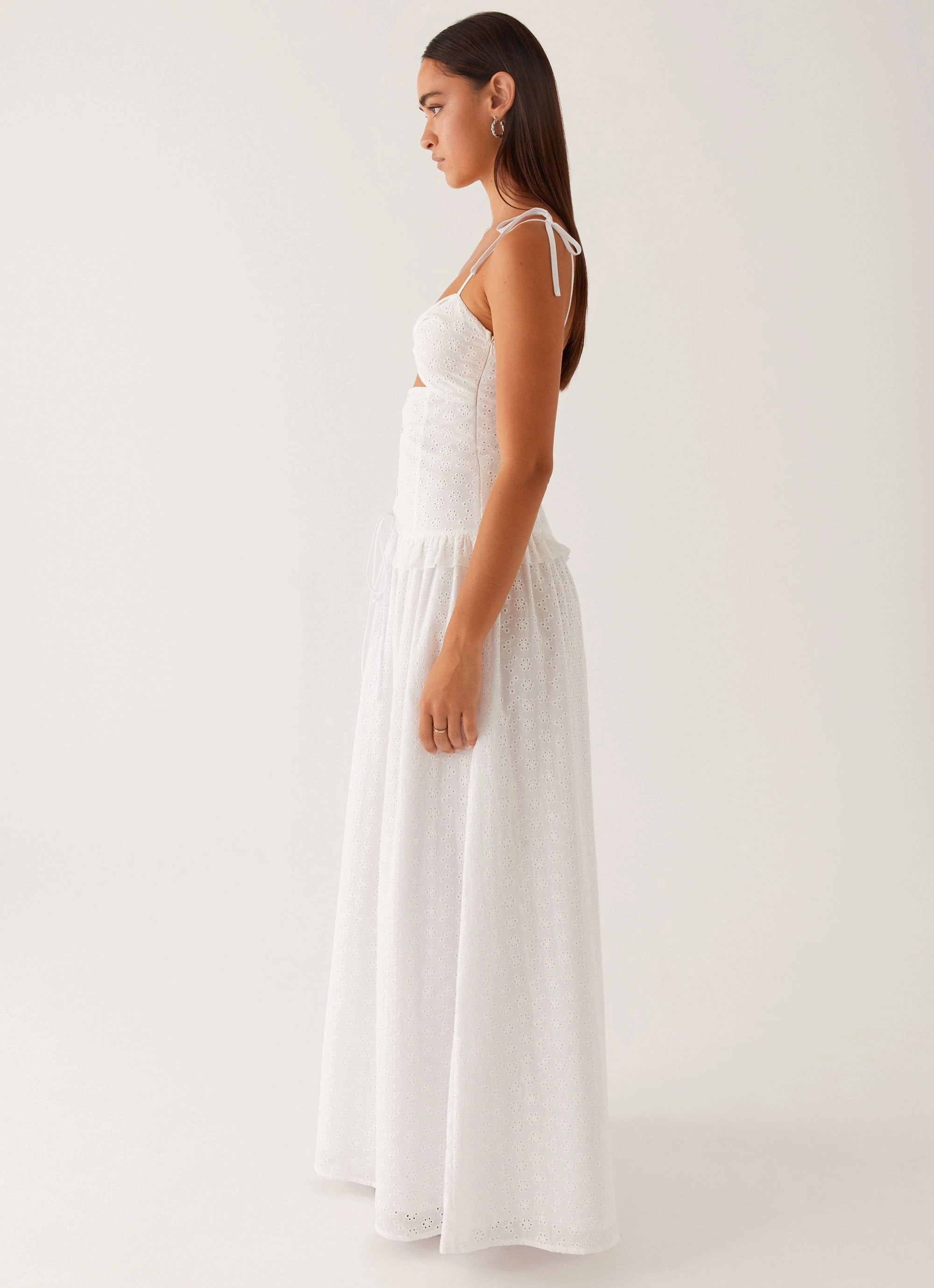 Classic Touch Modern-style Reveria Twist Maxi Dress - Ivory