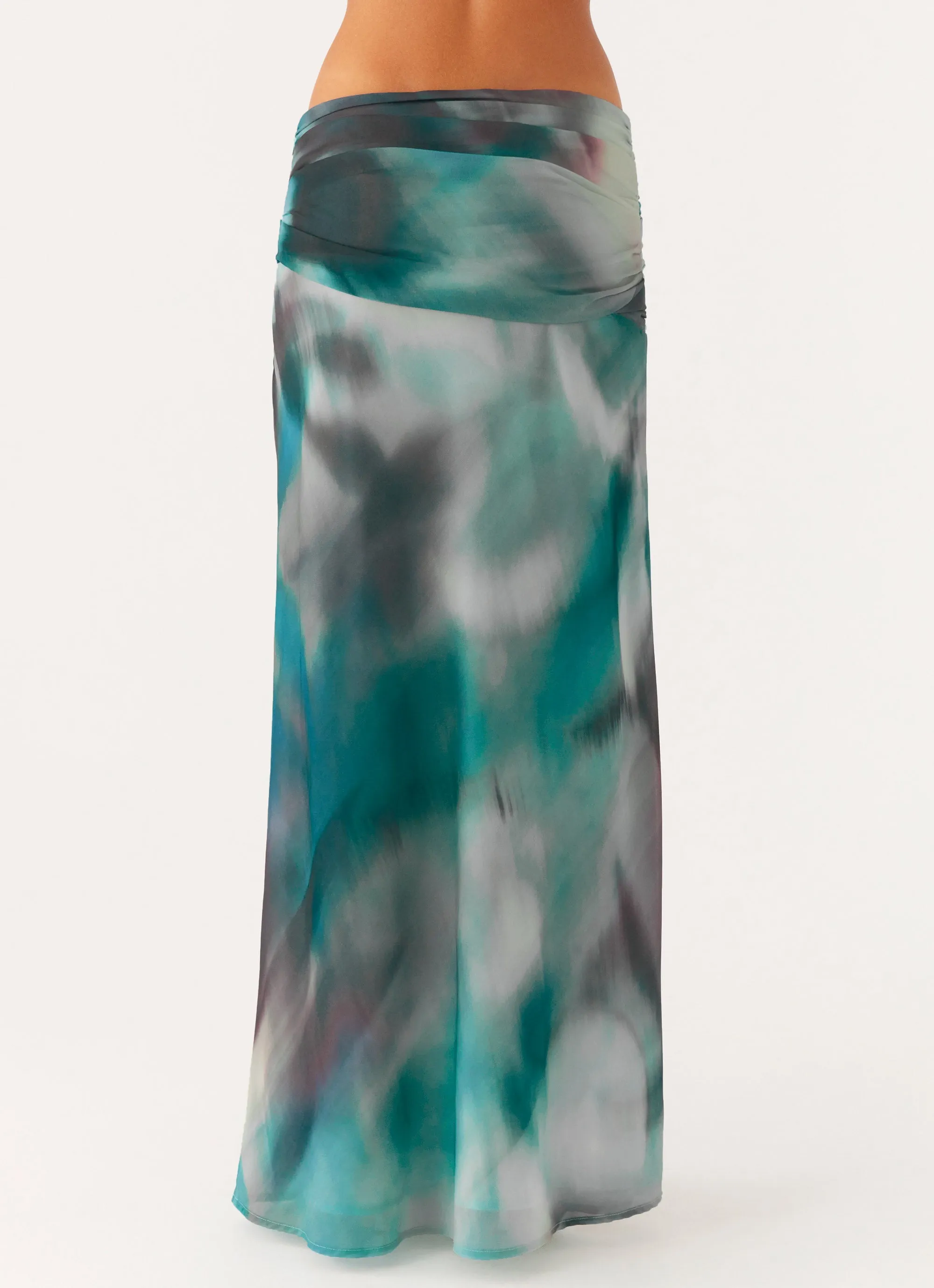 Detail Focus Rimi Maxi Skirt - Sea Splash