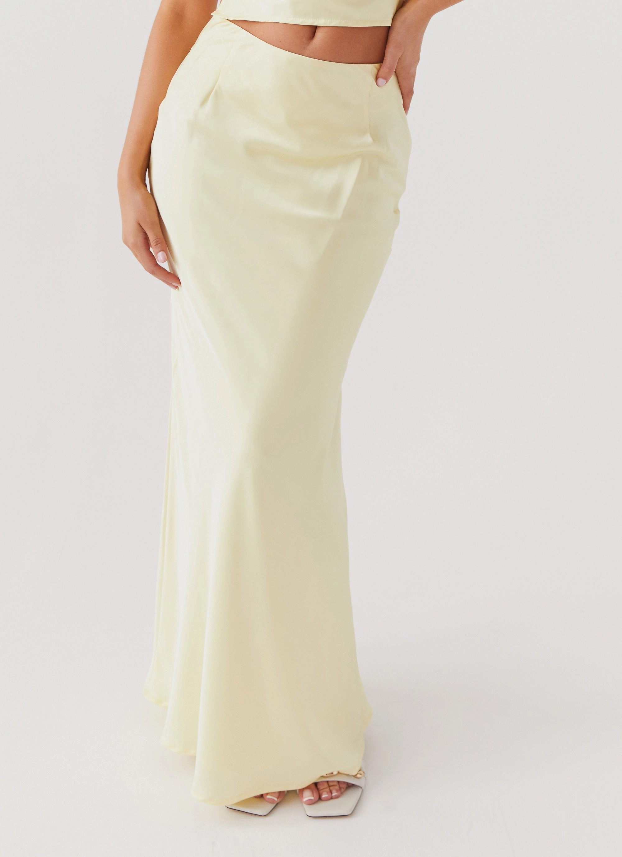 3-In-1 Set Insulated Lining Ivanna Satin Maxi Skirt - Lemon