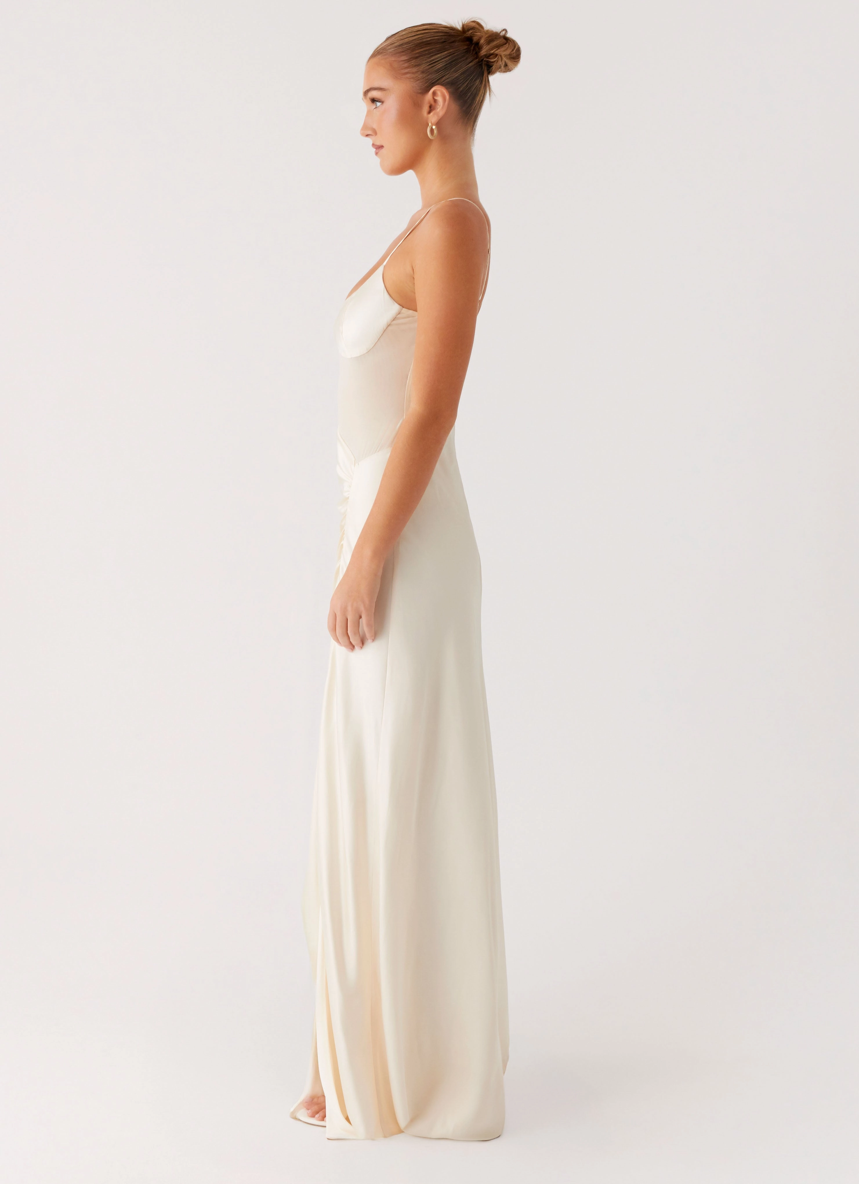Flattering Waistband Fashion Fit Rising Sun Maxi Dress - Off White