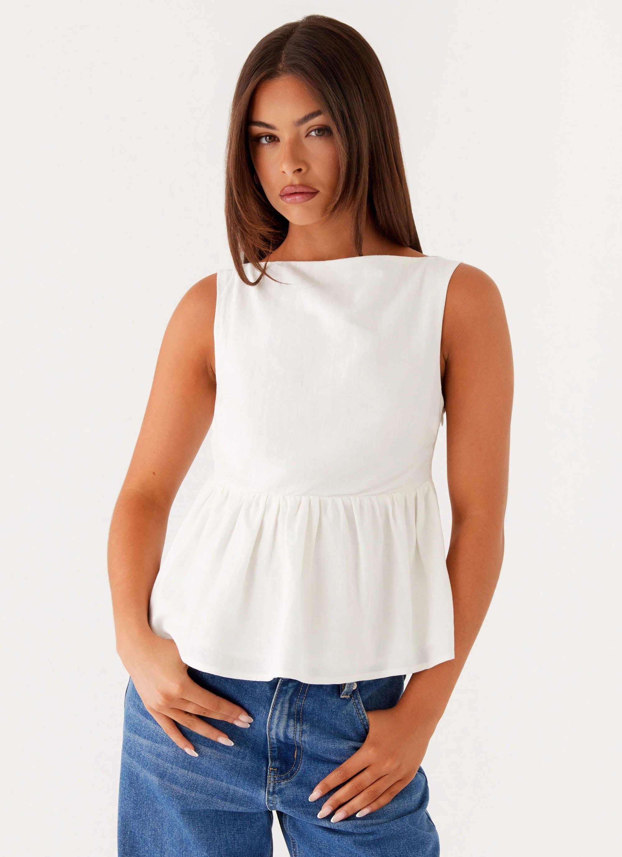 Sallie Linen Top - White Light Deflection Fabric