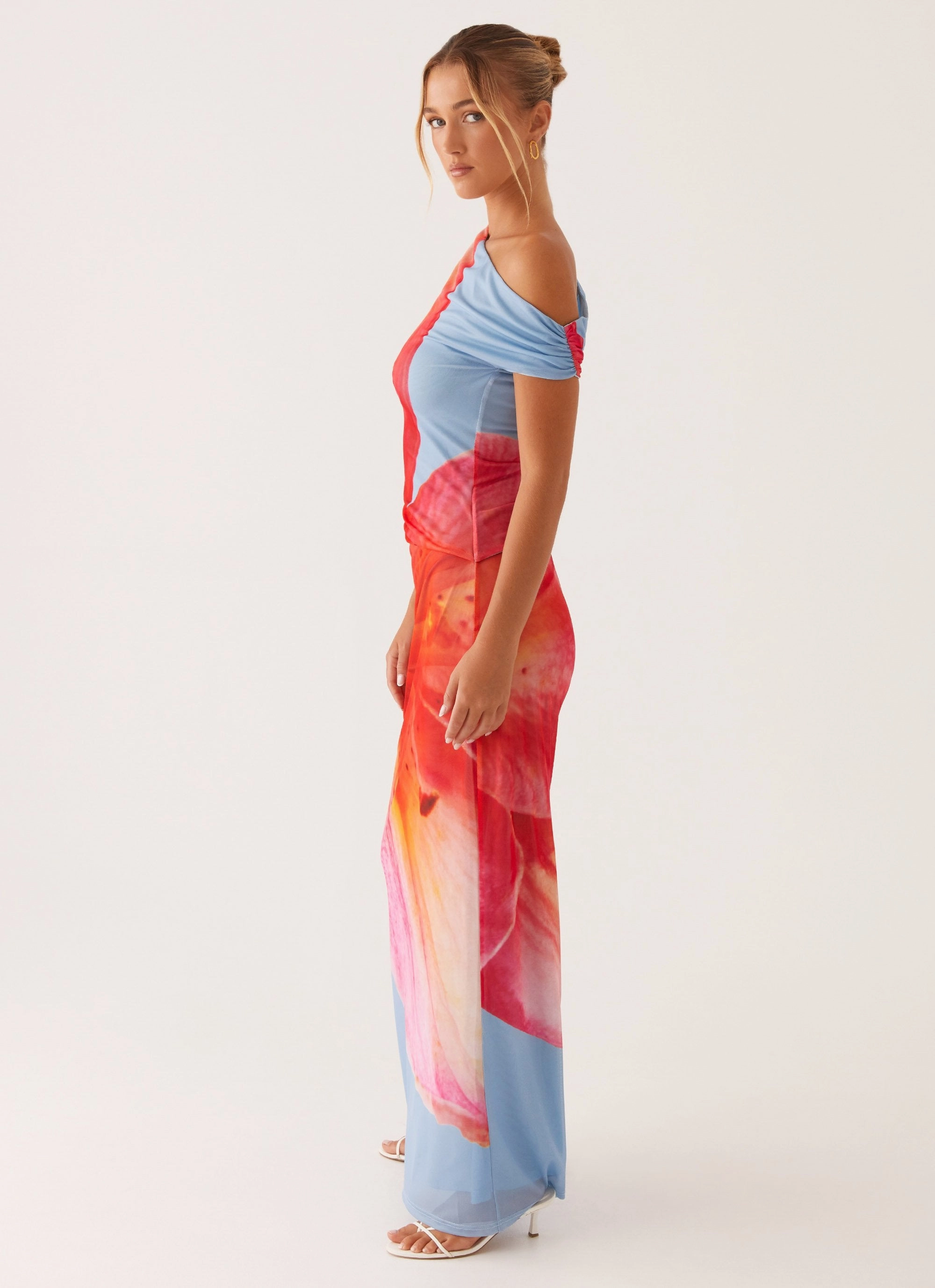 Santa Monica Maxi Dress - Blue Floral Back Glow Relaxed and Effortless
