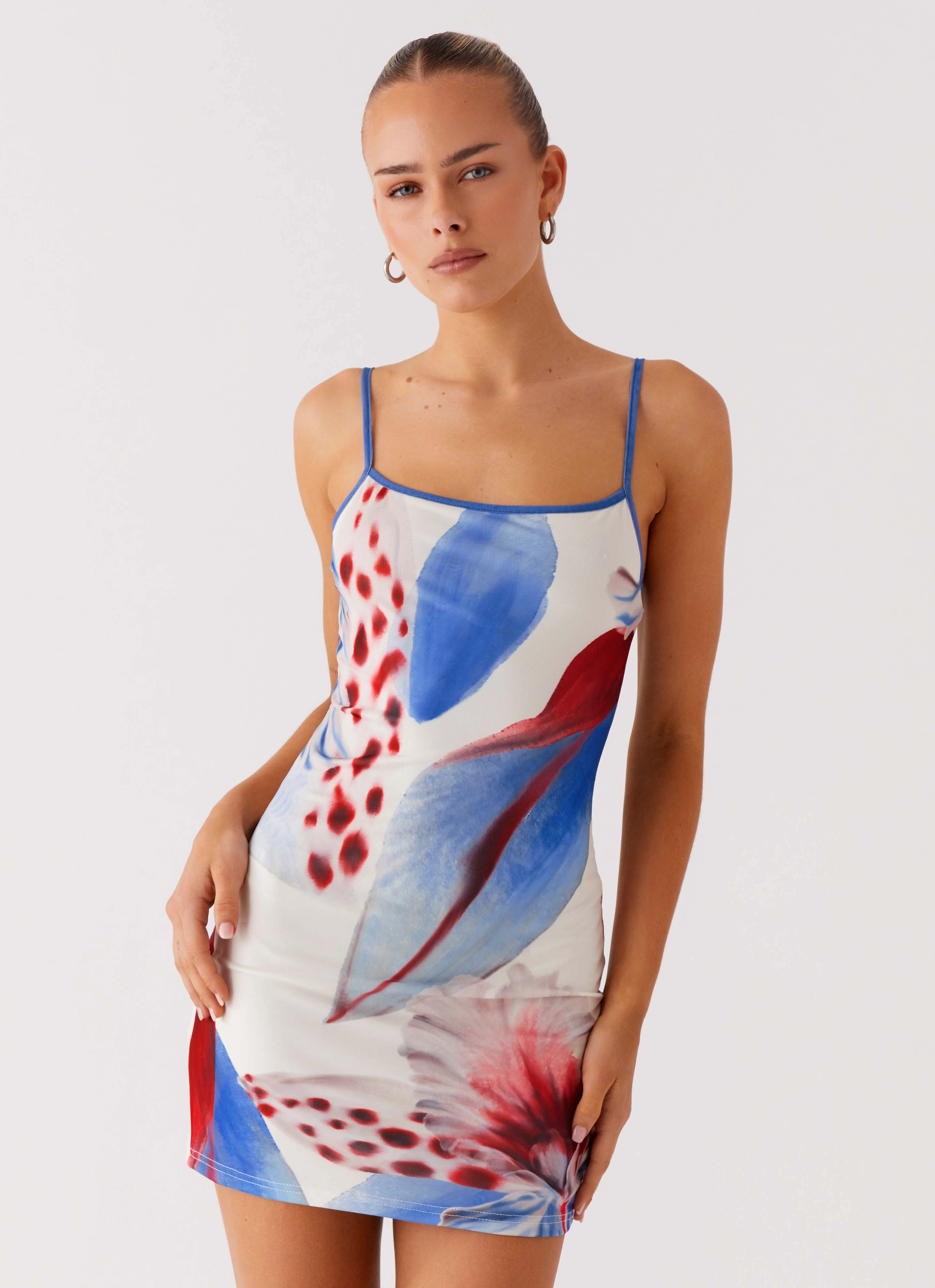 Everett Mini Dress - Deep Sea Bloom Flattering Look