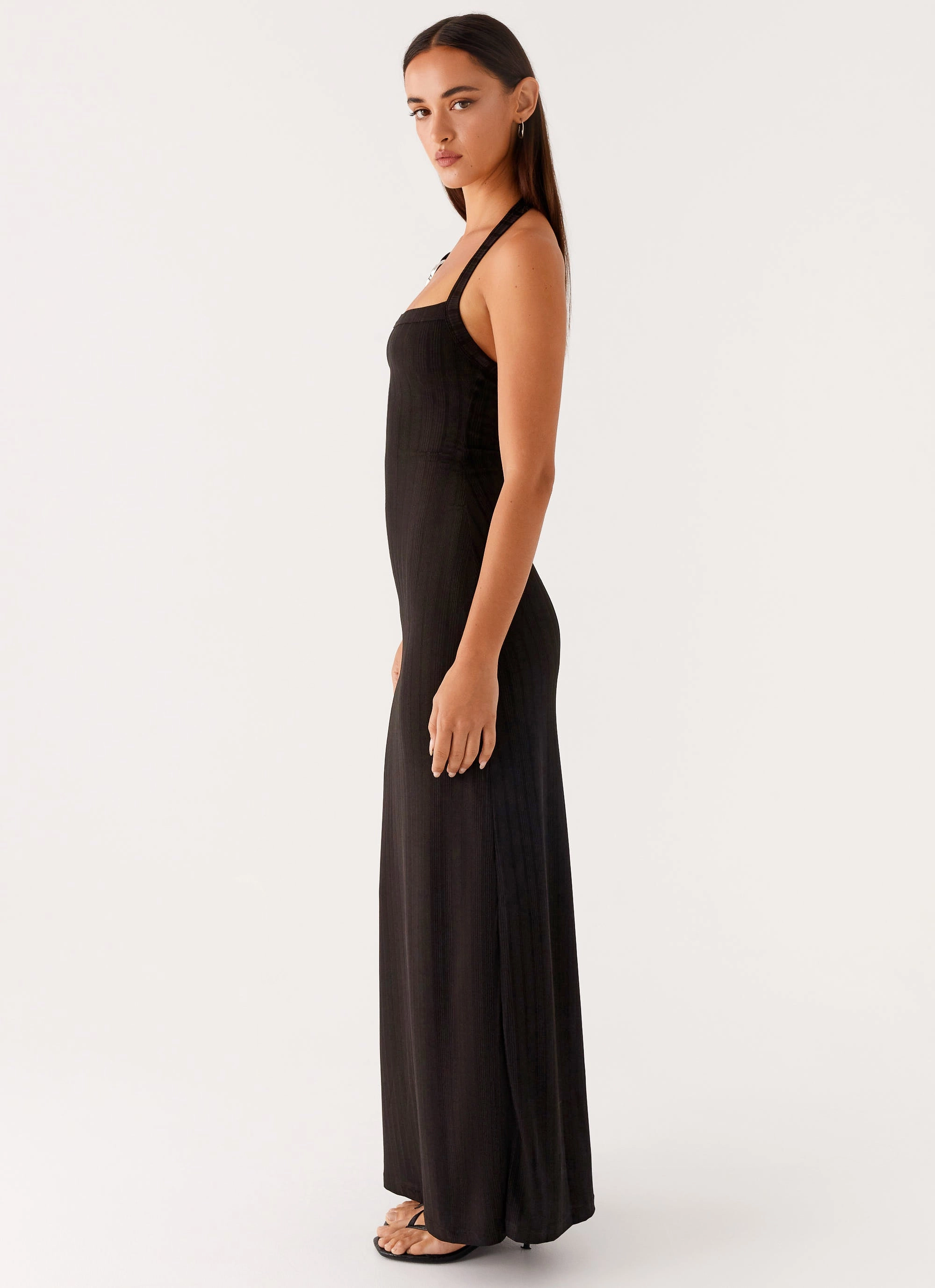 Simple Form Seasonal piece Selene Maxi Dress - Black